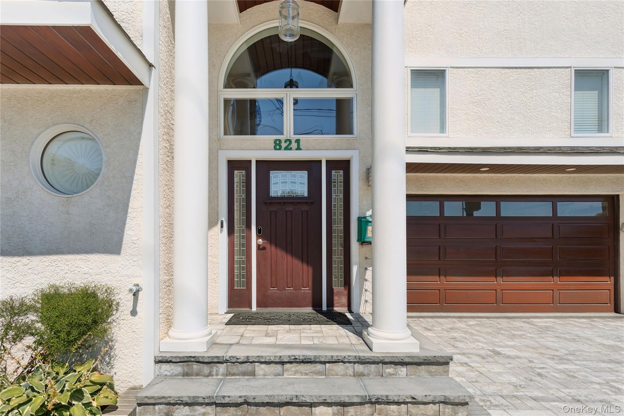 821 W Park Avenue, Long Beach, NY 11561