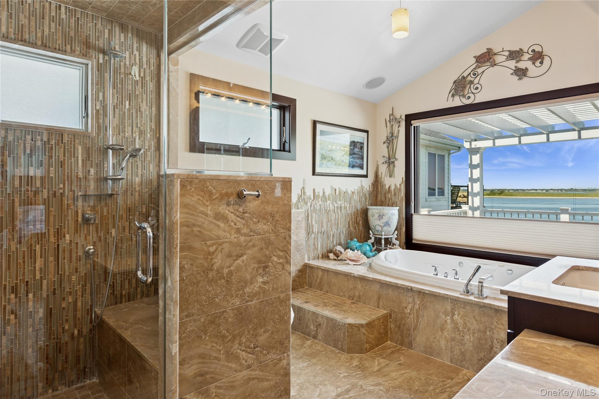 821 W Park Avenue, Long Beach, NY 11561