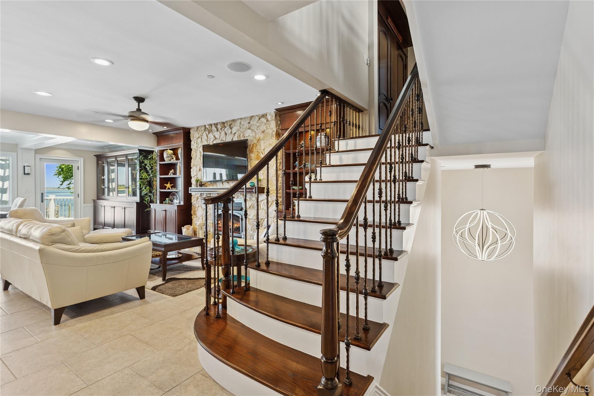 821 W Park Avenue, Long Beach, NY 11561