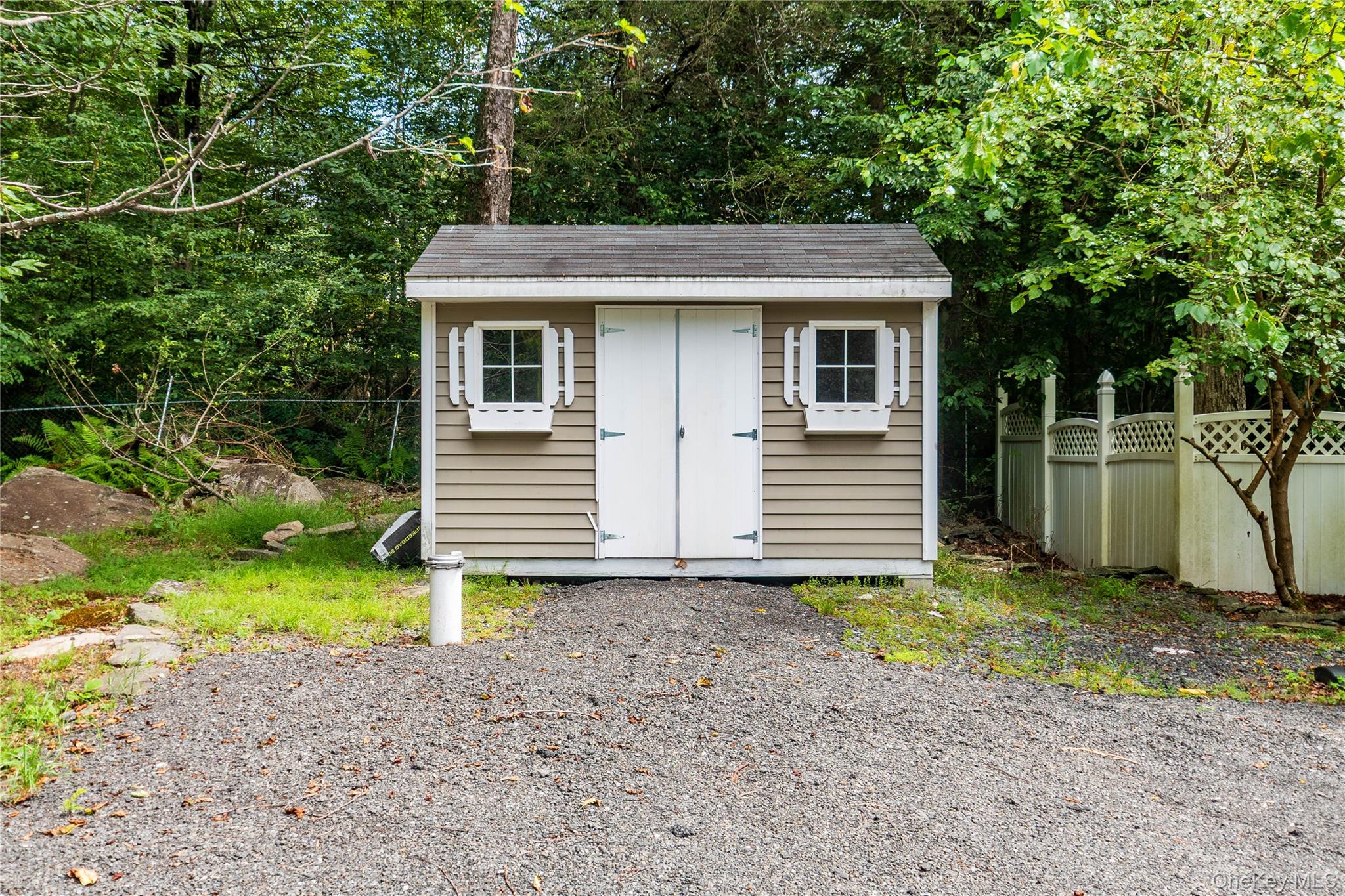 14 Andrew Lane, White Lake, NY 12786