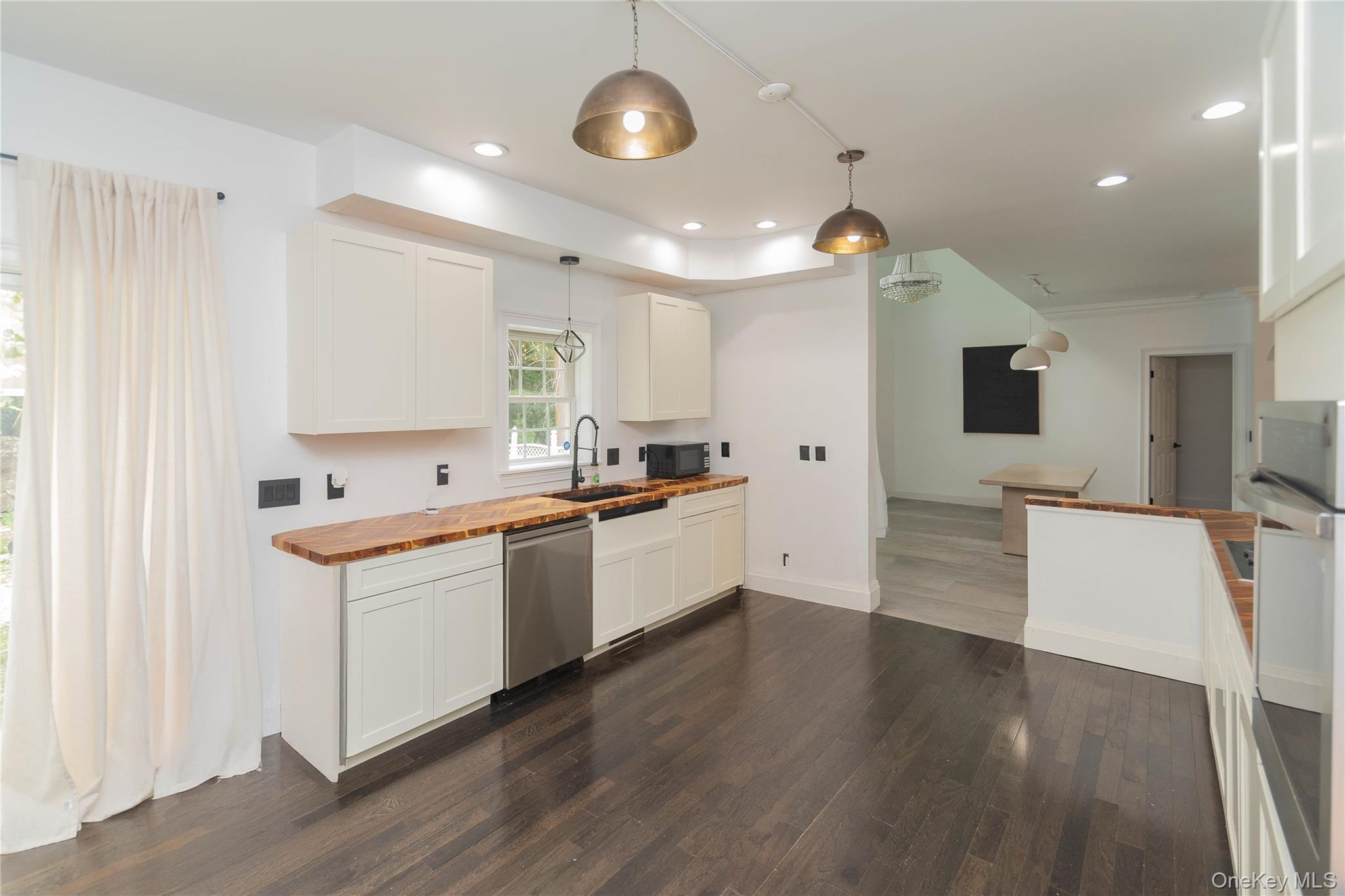 14 Andrew Lane, White Lake, NY 12786