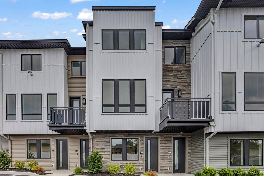 17 Union Road # 107, Spring Valley, NY 10977