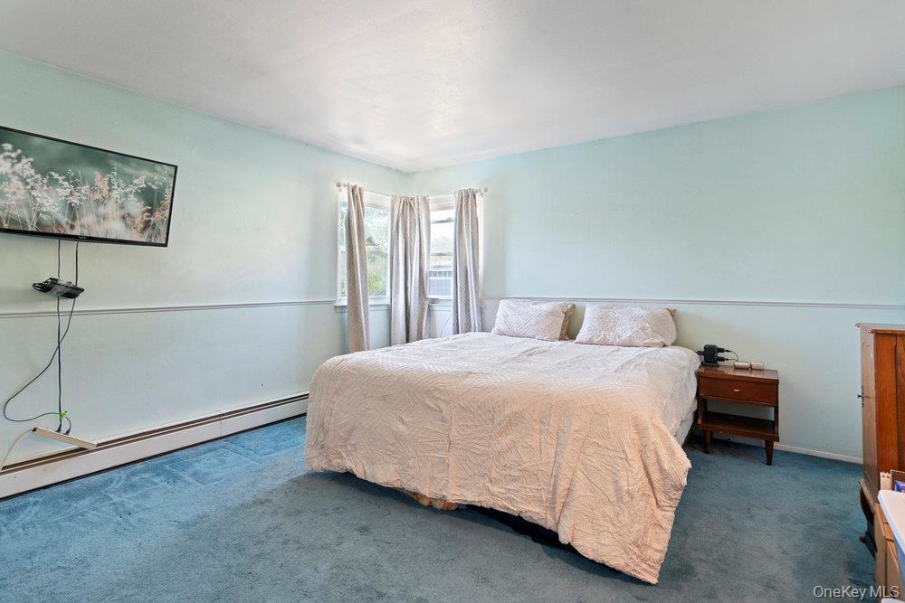 3 Maison Drive, Holbrook, NY 11741