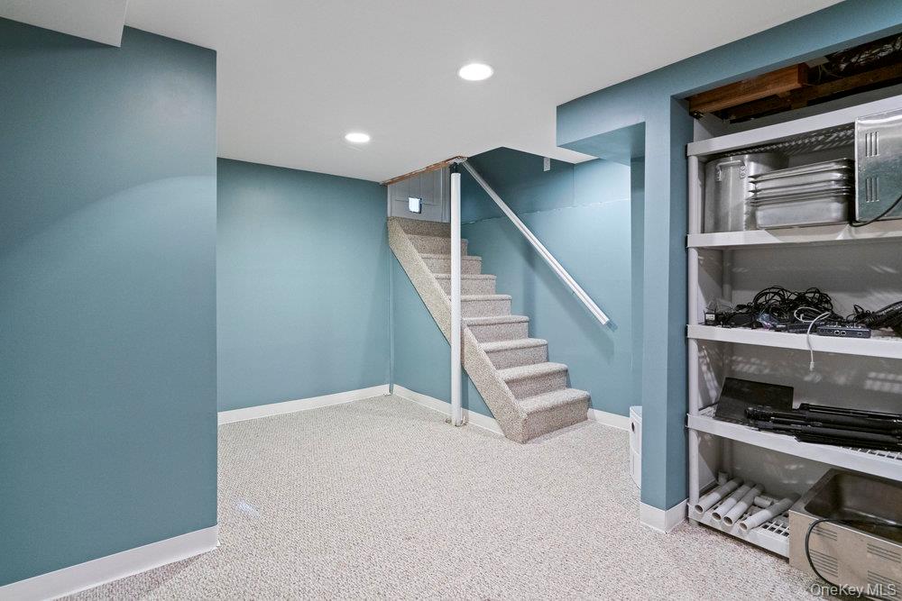 3 Maison Drive, Holbrook, NY 11741