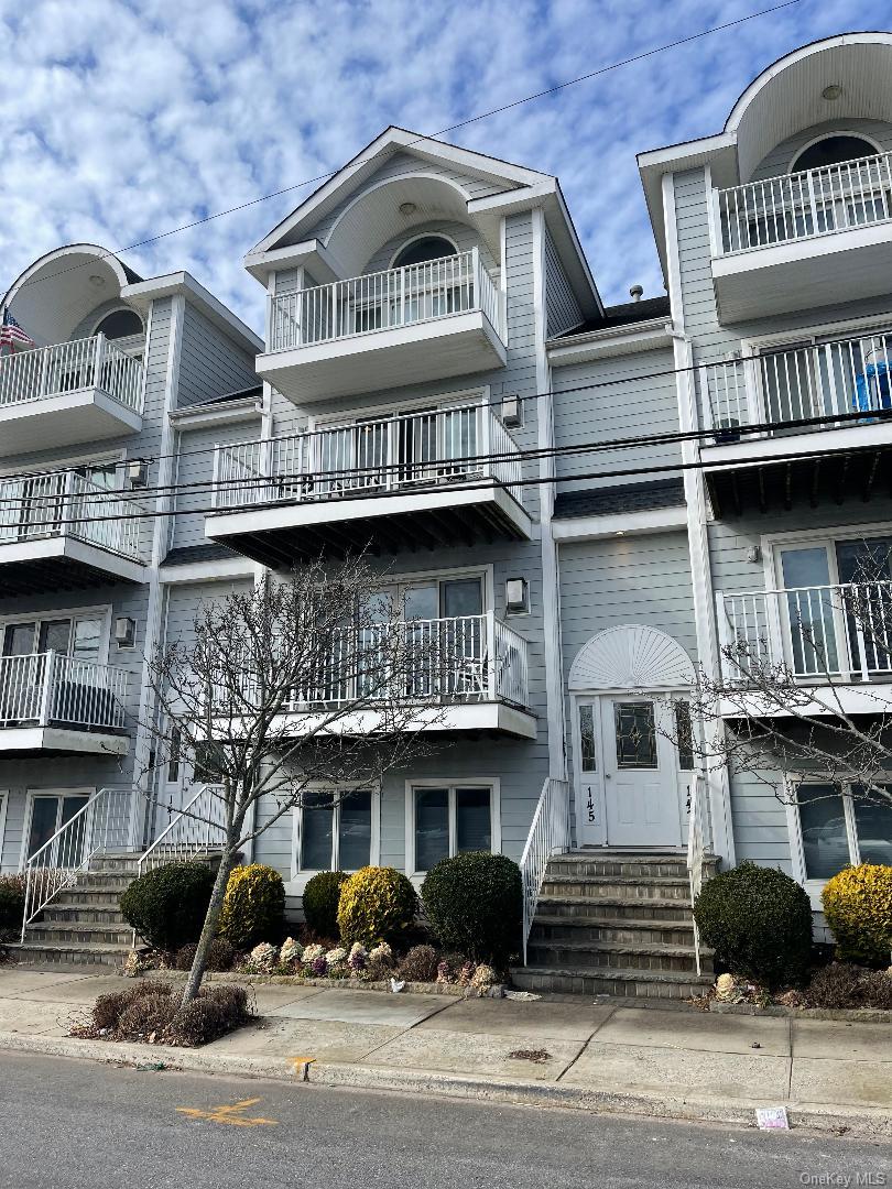 145 Monroe Boulevard, Long Beach, NY 11561
