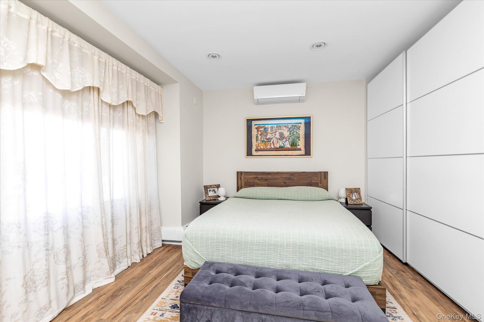 6440 60th Avenue, Maspeth, NY 11378