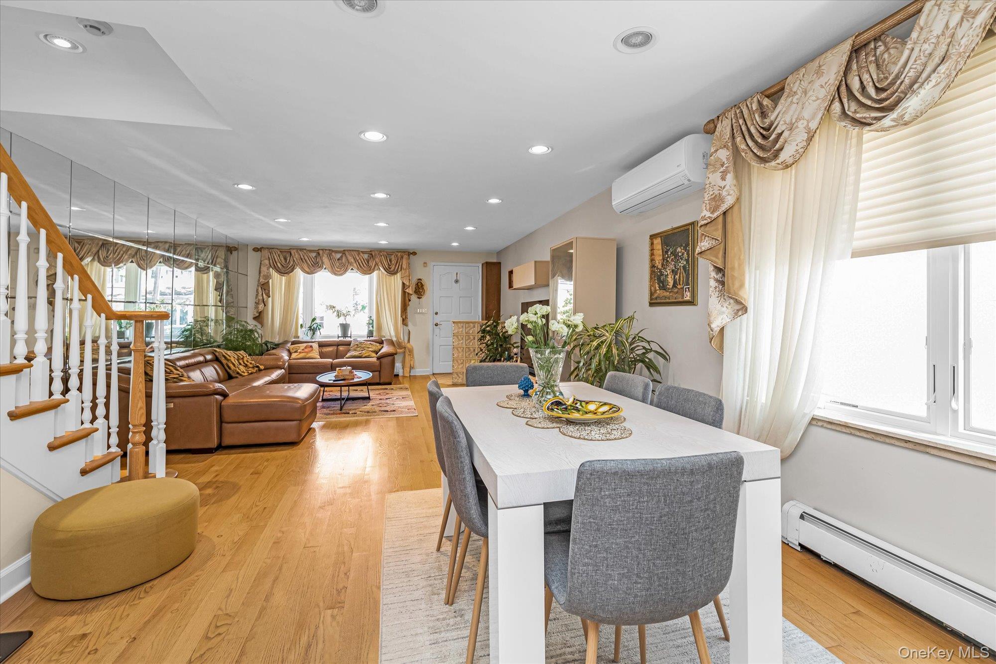 6440 60th Avenue, Maspeth, NY 11378