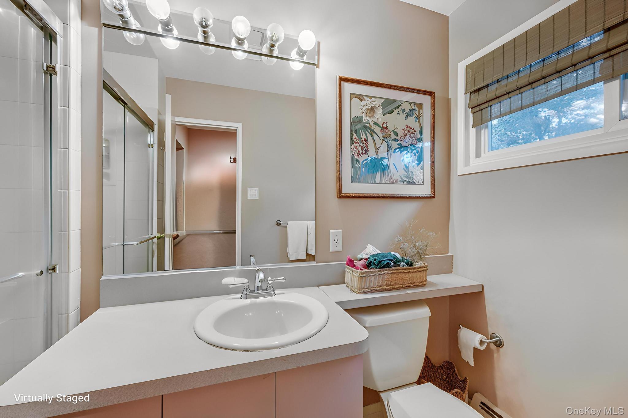 16 Delmar Lane, Commack, NY 11725