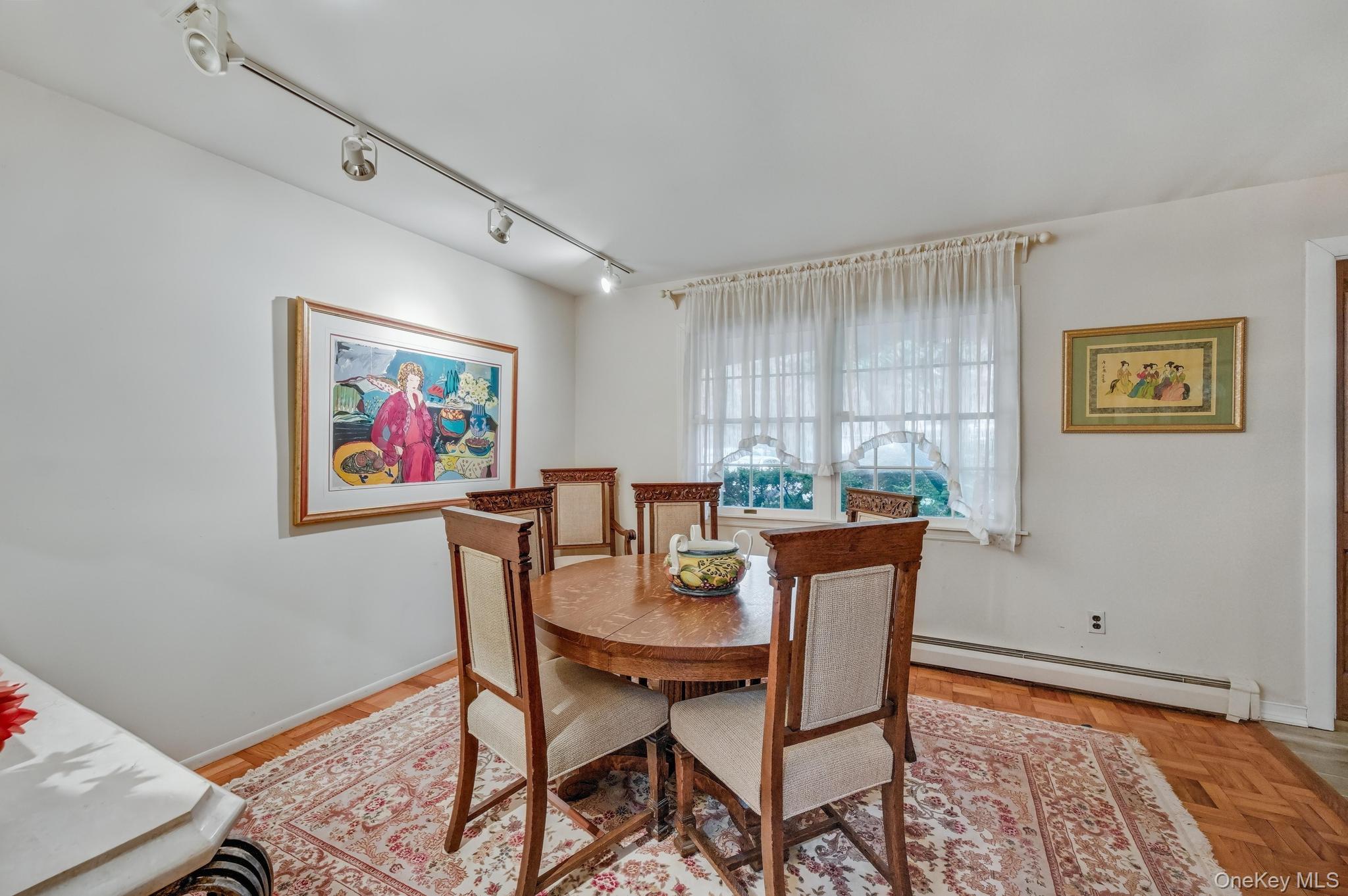 16 Delmar Lane, Commack, NY 11725