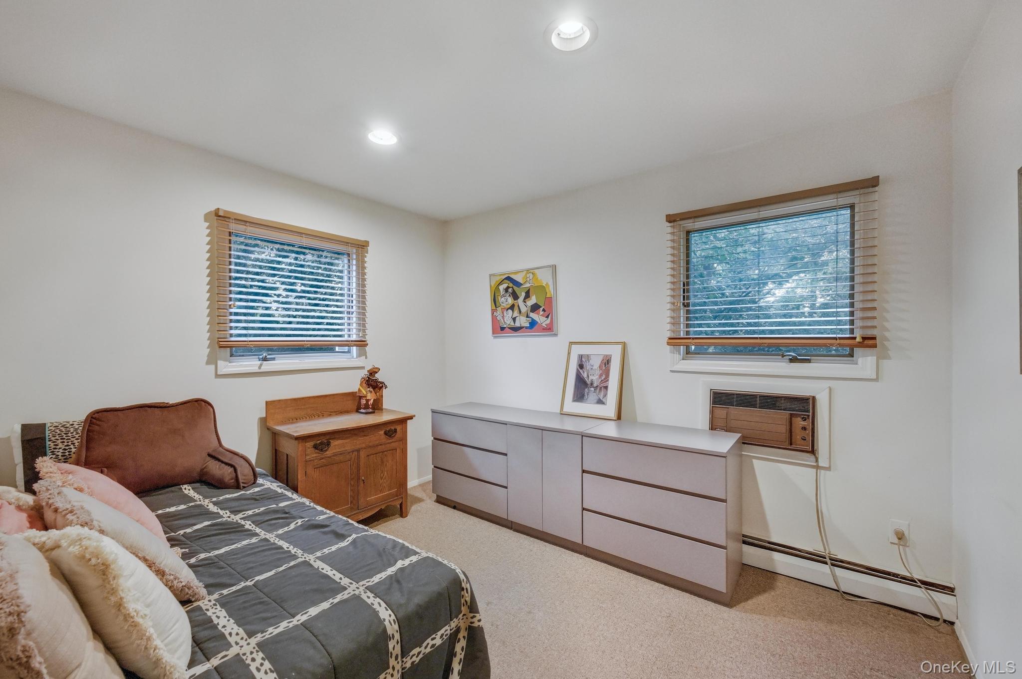 16 Delmar Lane, Commack, NY 11725