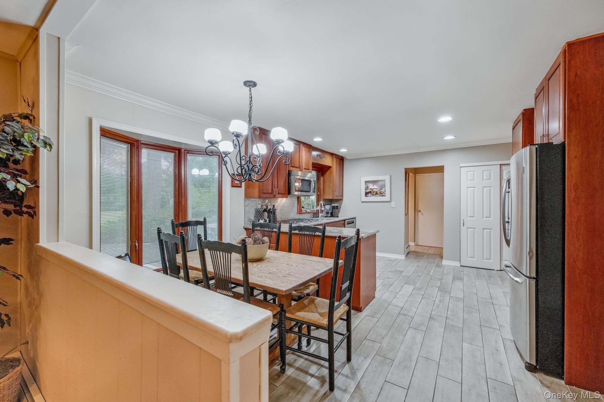 16 Delmar Lane, Commack, NY 11725