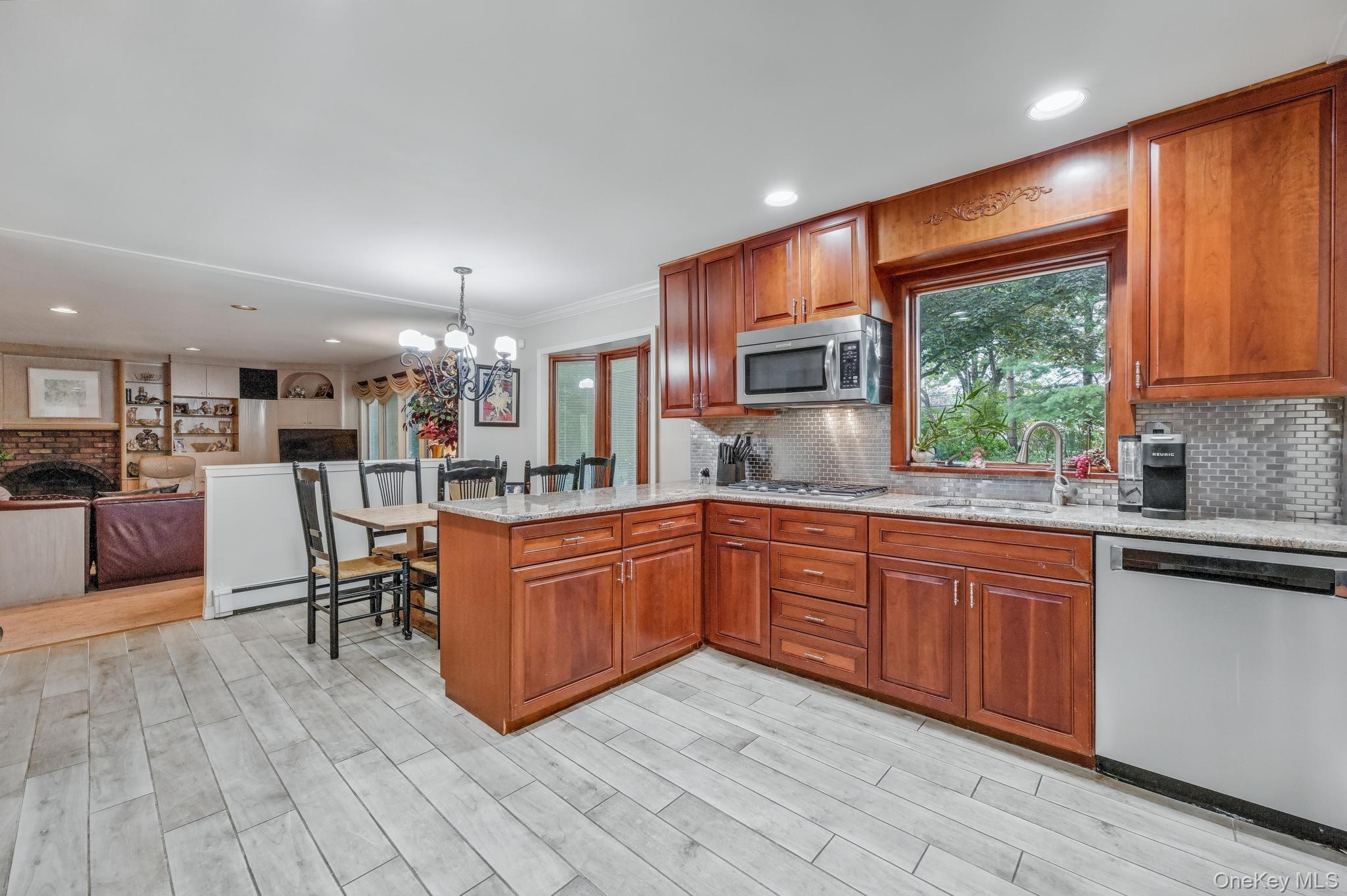 16 Delmar Lane, Commack, NY 11725