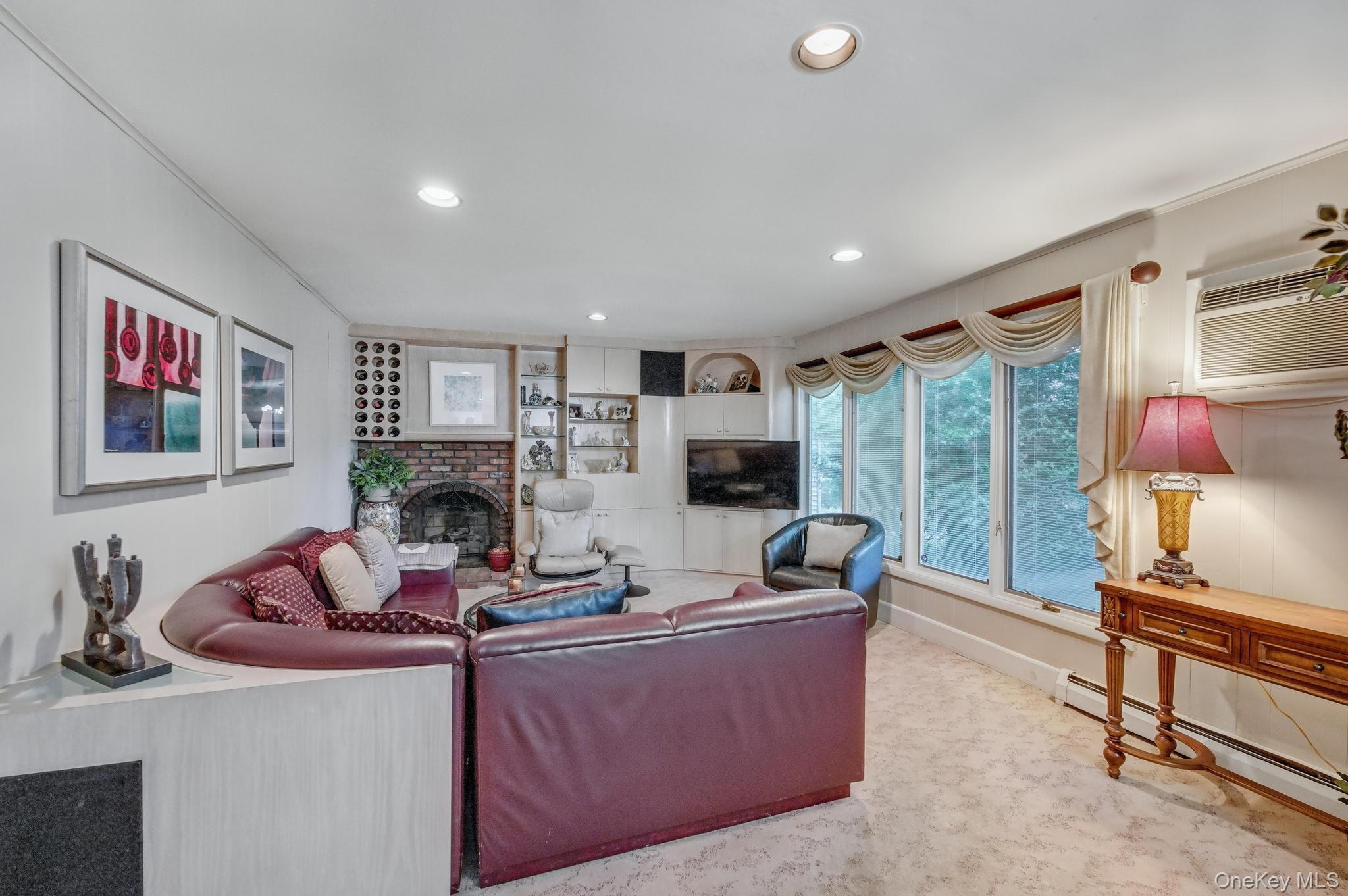 16 Delmar Lane, Commack, NY 11725