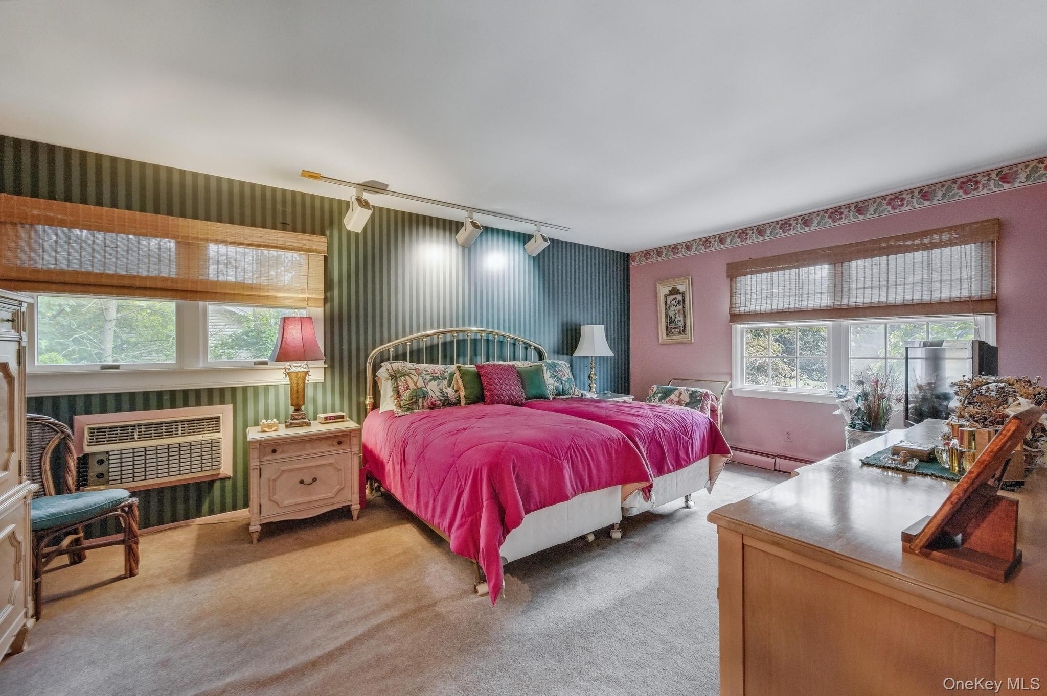 16 Delmar Lane, Commack, NY 11725