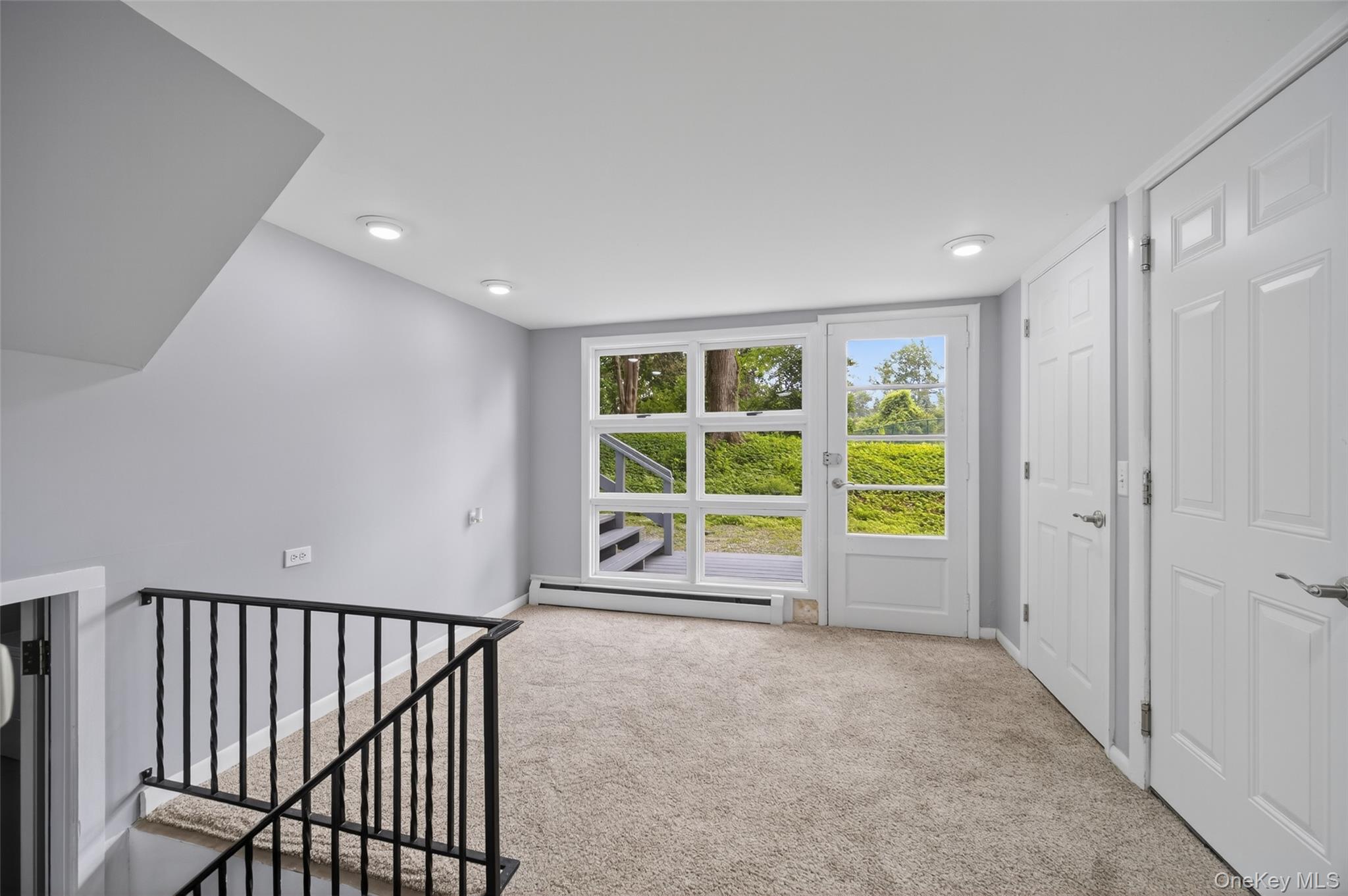 31 Old Farms Road, Poughkeepsie, NY 12603