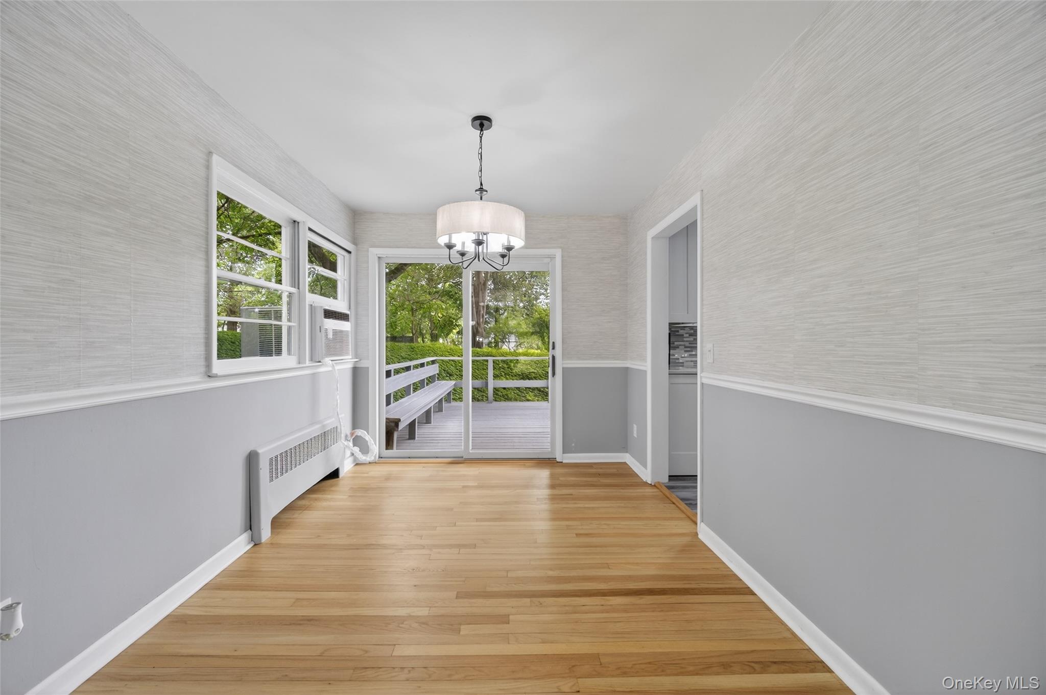 31 Old Farms Road, Poughkeepsie, NY 12603