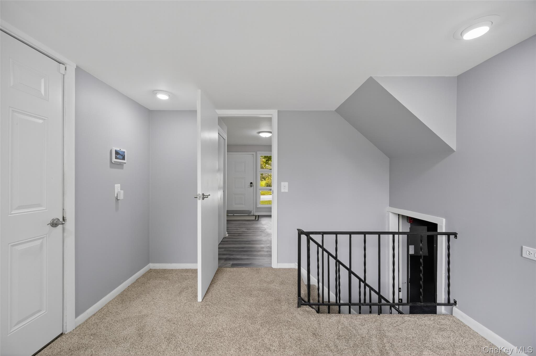 31 Old Farms Road, Poughkeepsie, NY 12603