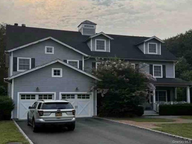 8 Farm Lane, Locust Valley, NY 11560