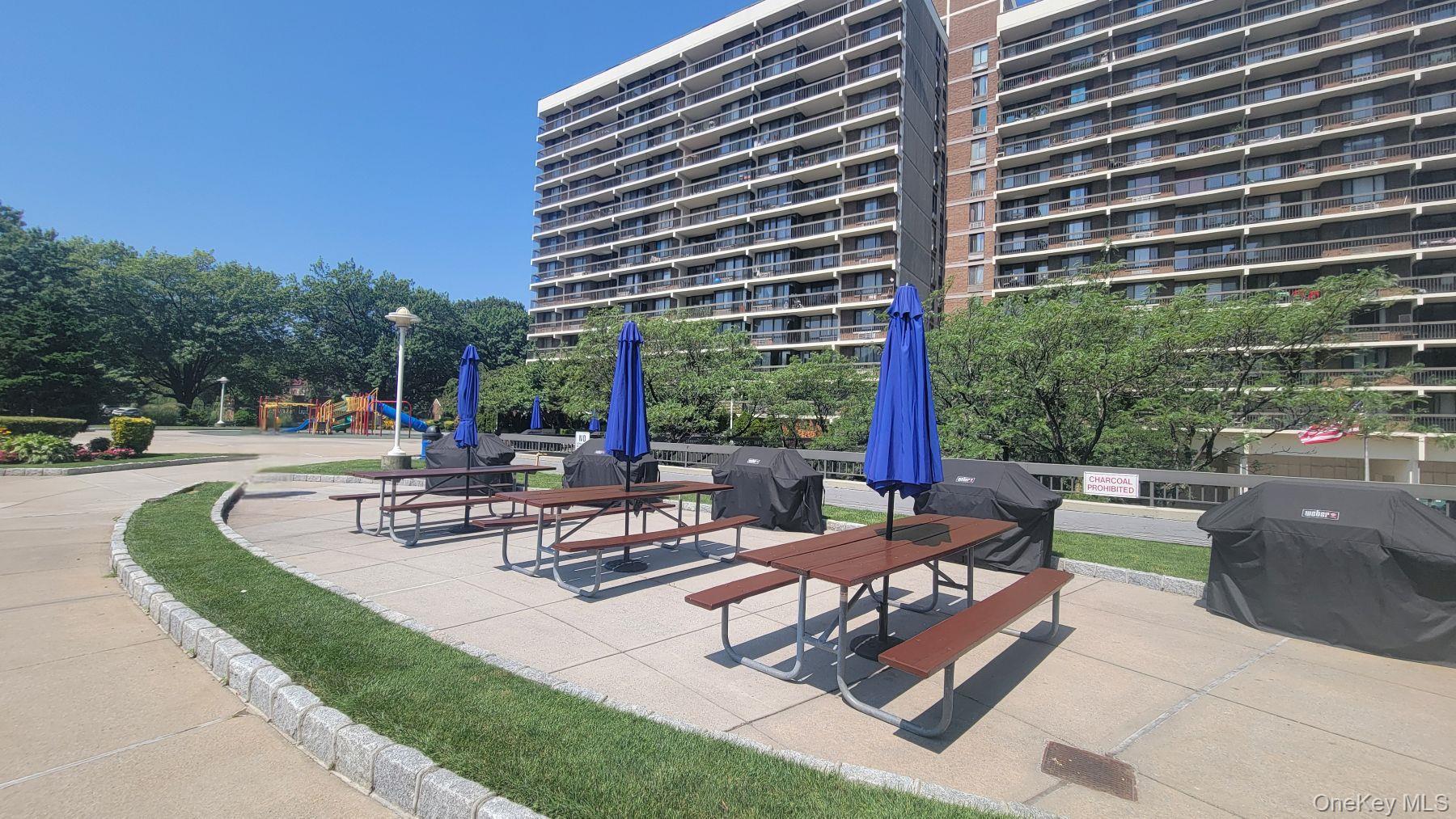 152-18 Union Turnpike # 11A, Flushing, NY 11367
