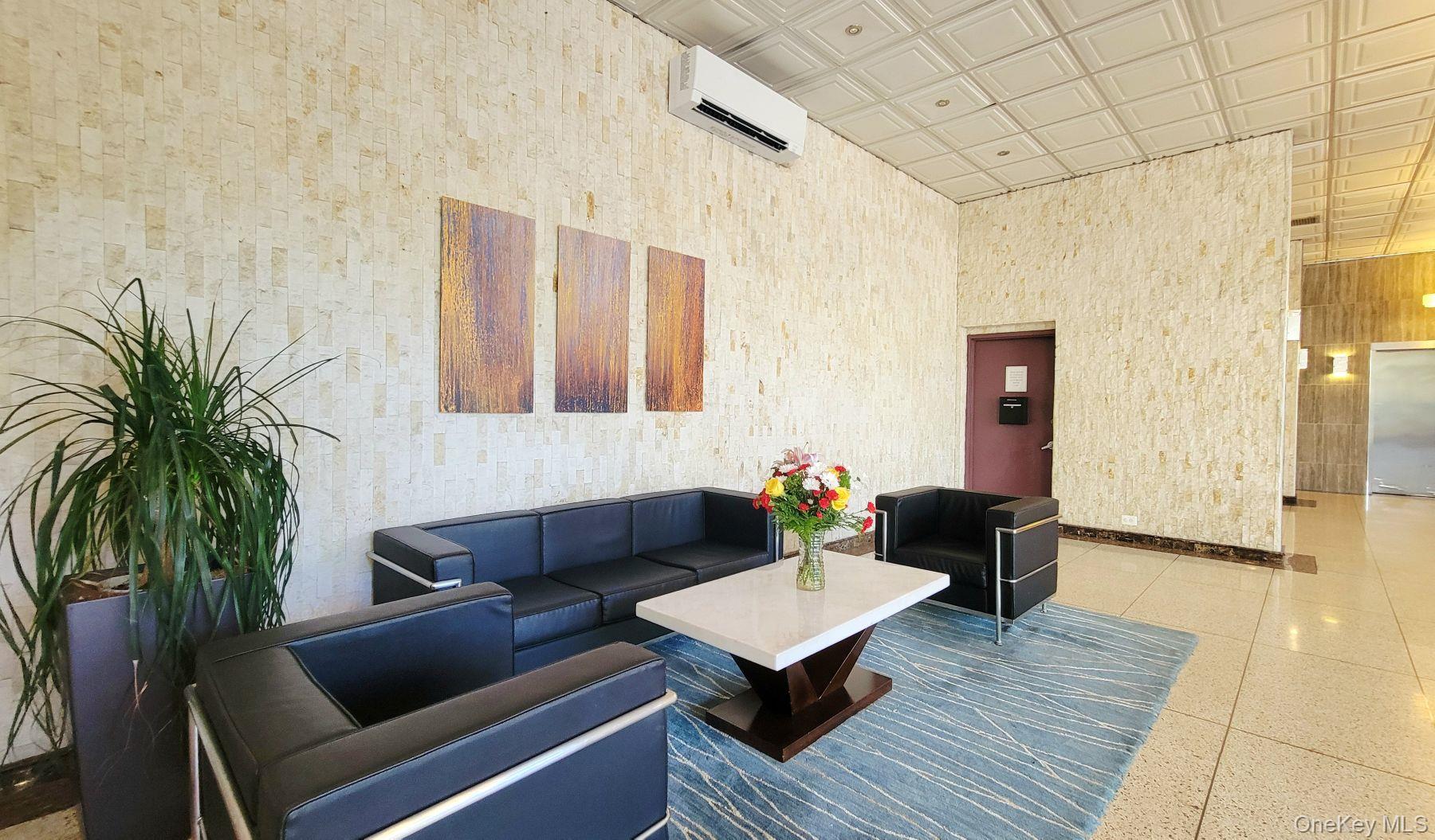 152-18 Union Turnpike # 11A, Flushing, NY 11367