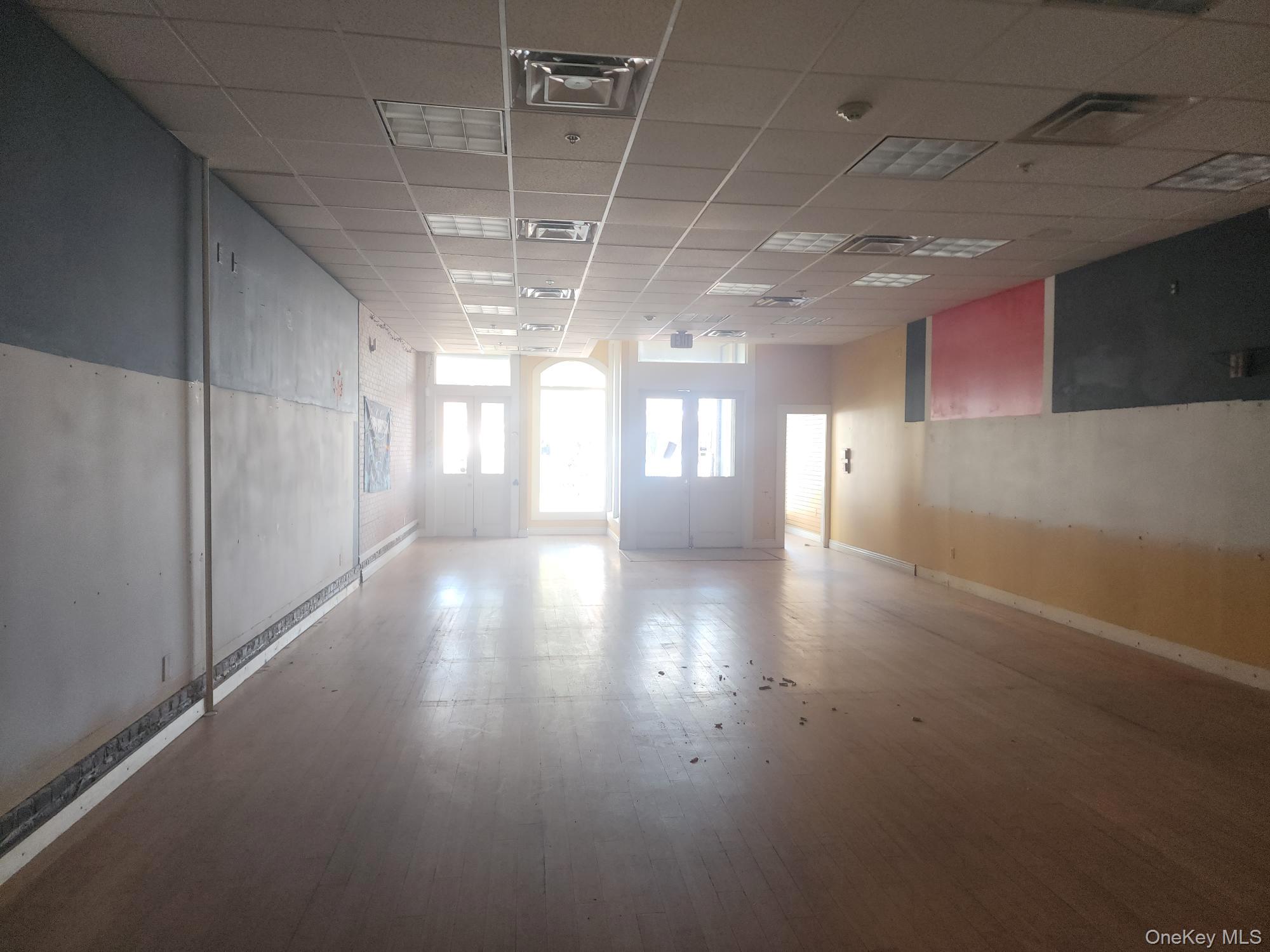 394 Main, Poughkeepsie, NY 12601