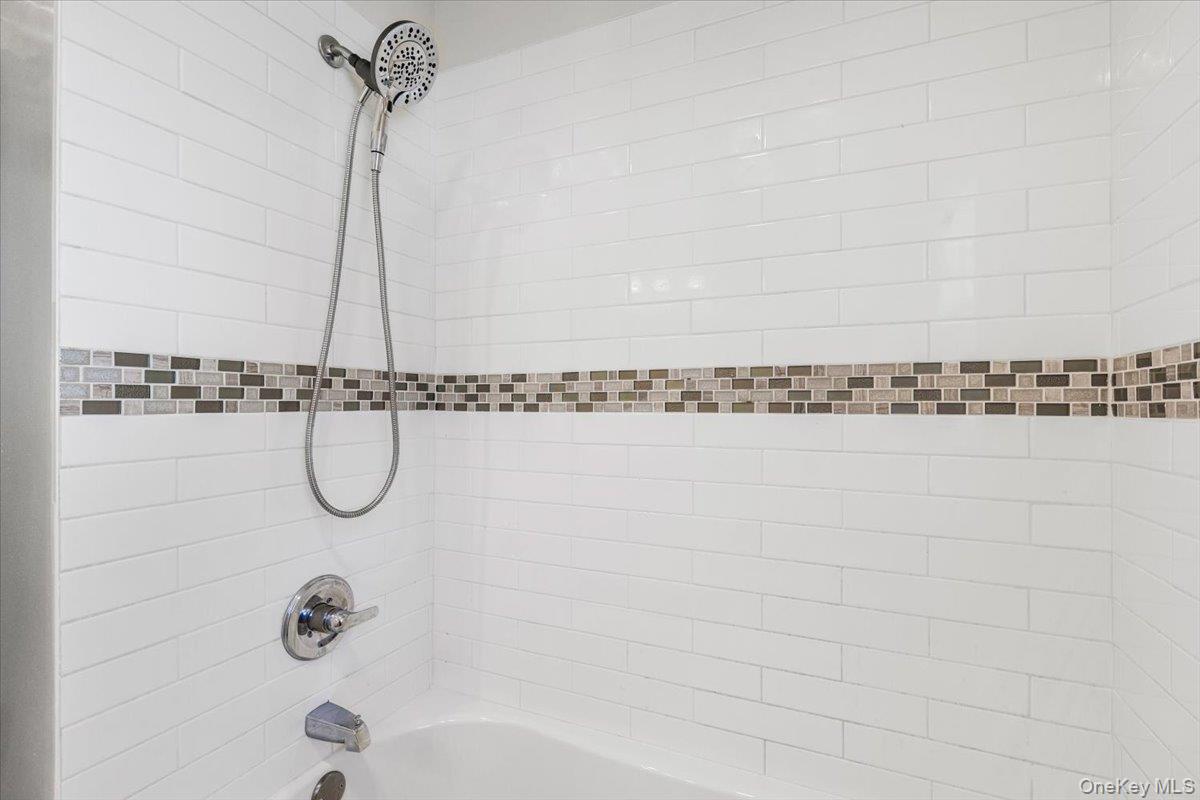 105 Florence Street # 2, Mamaroneck, NY 10543