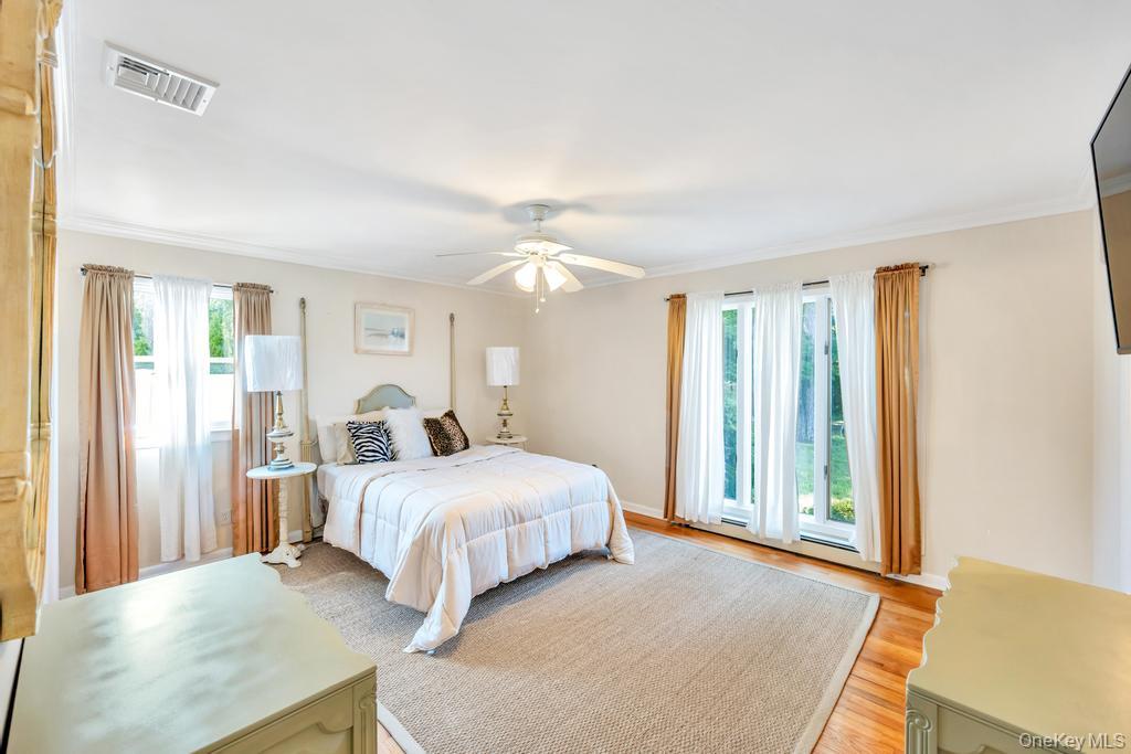 386 Mill Road, Westhampton, NY 11977