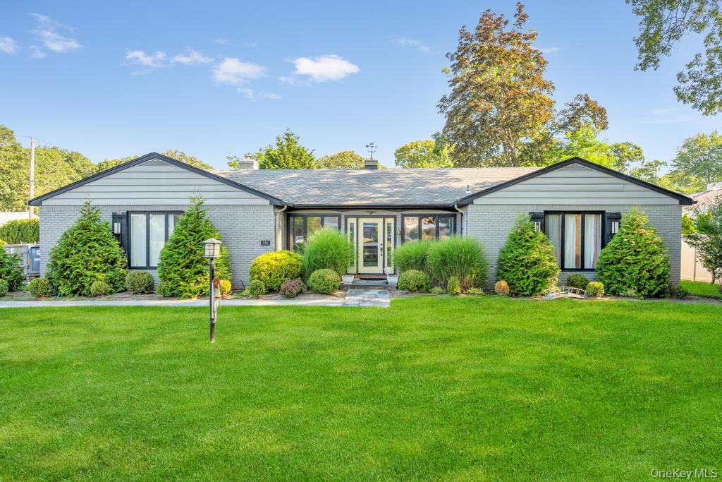 386 Mill Road, Westhampton, NY 11977