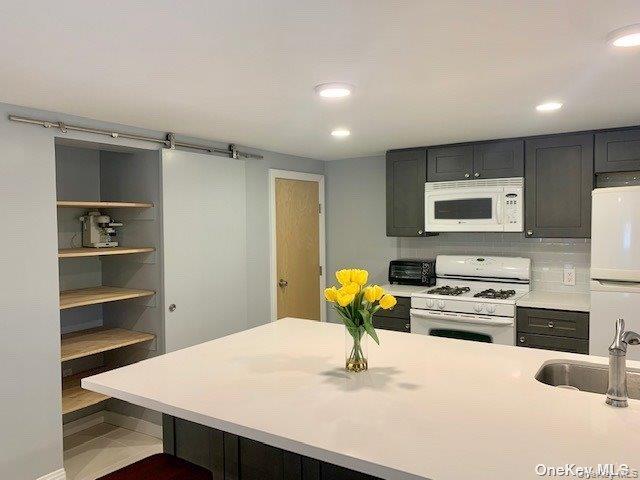 30 Clayton Avenue, Long Beach, NY 11561