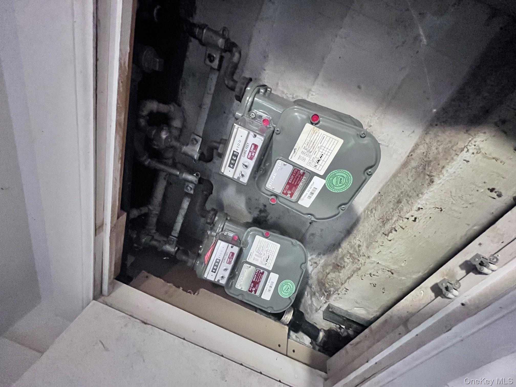 9520 89th Street, Ozone Park, NY 11416