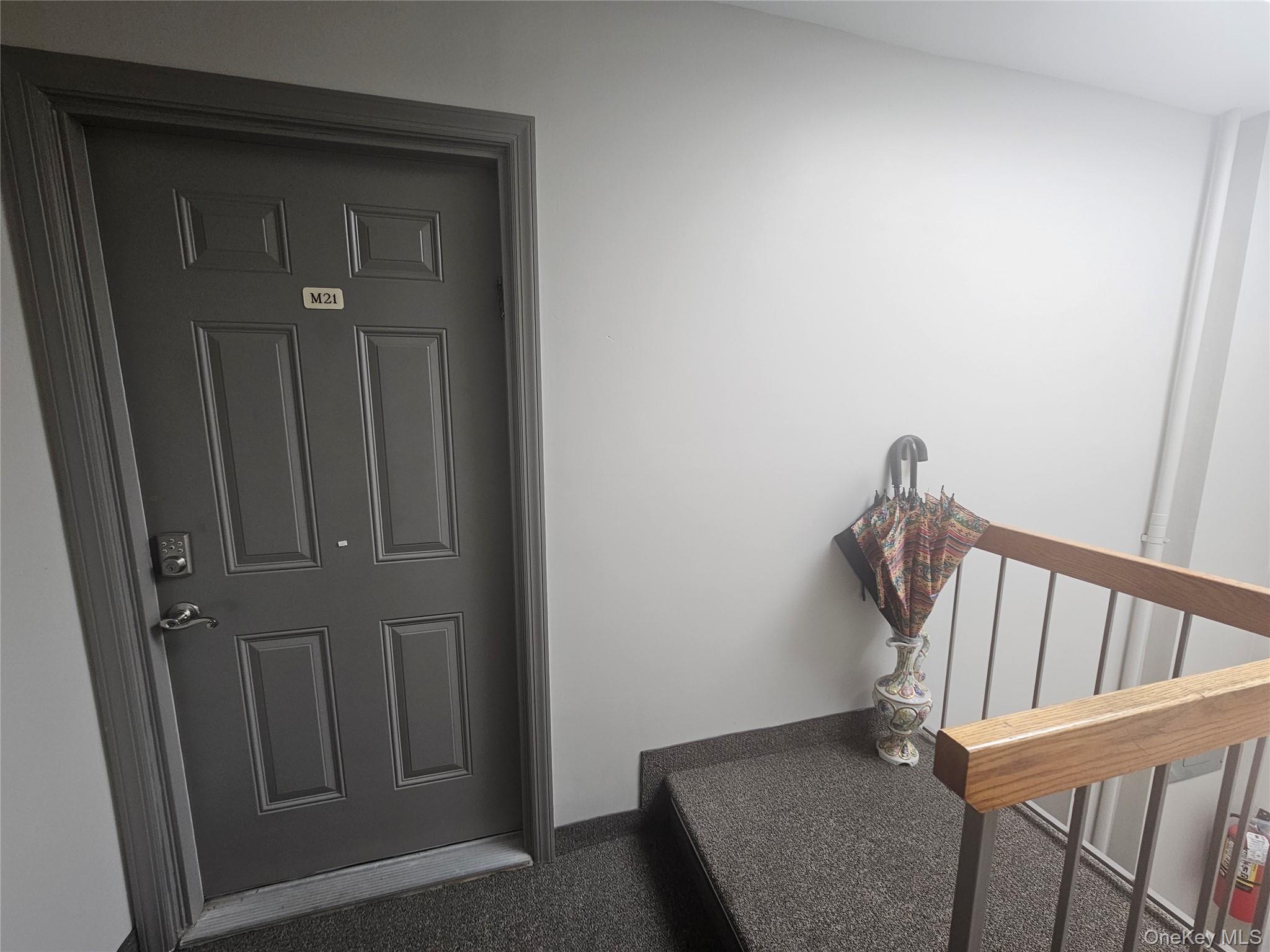 1335 Broadway # 21, Hewlett, NY 11557