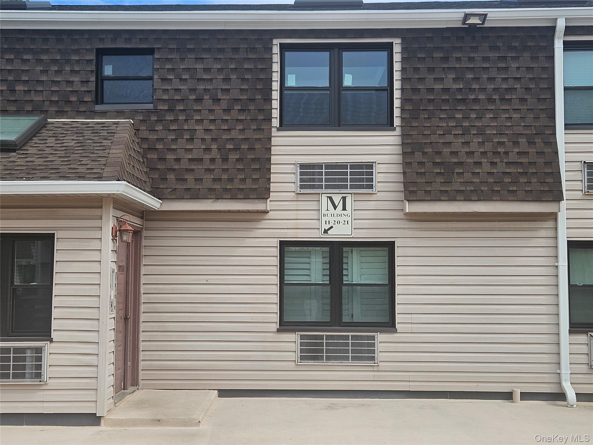 1335 Broadway # 21, Hewlett, NY 11557