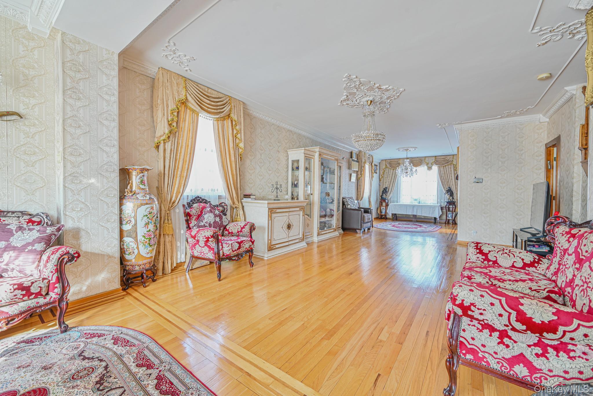 10201 62nd Road, Forest Hills, NY 11375