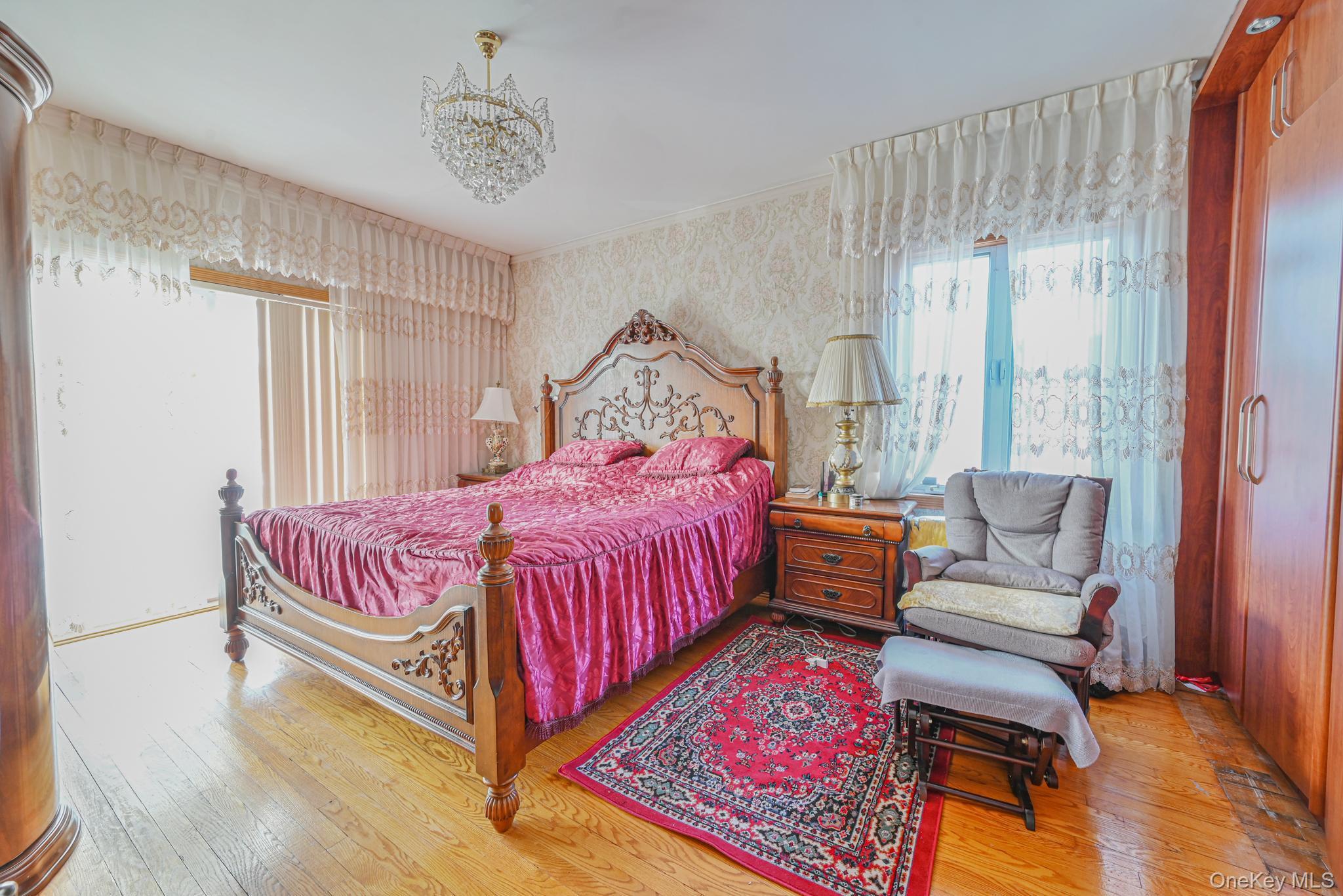 10201 62nd Road, Forest Hills, NY 11375