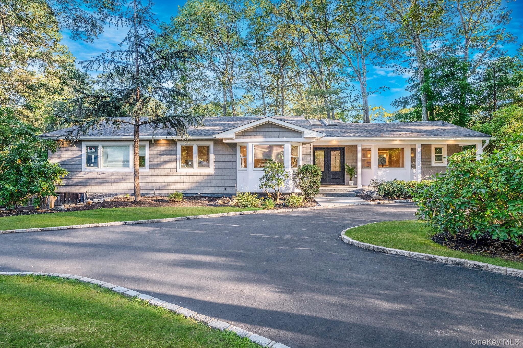 2 Rawlings Drive, Melville, NY 11747