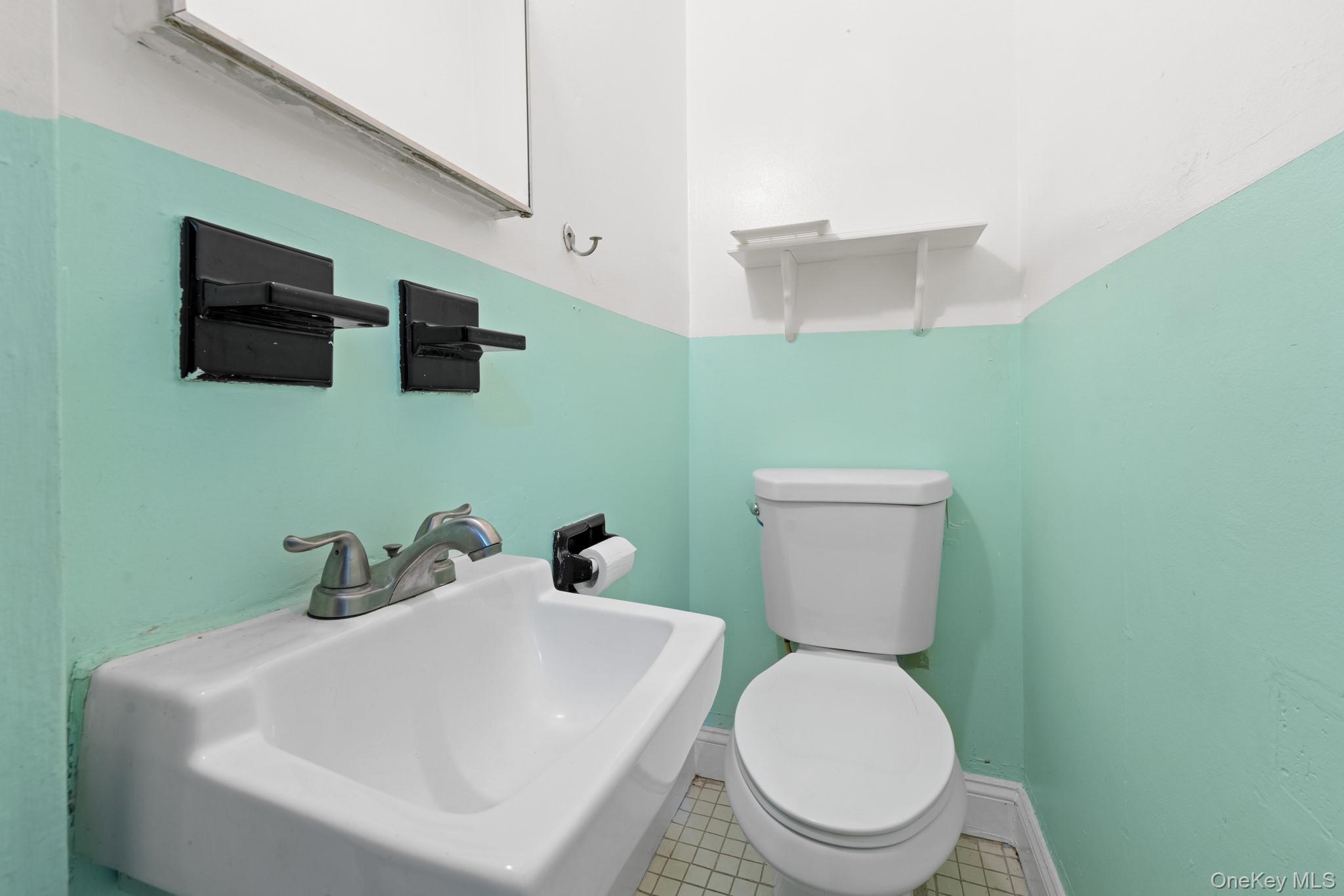 160 Stephens Avenue, Bronx, NY 10473