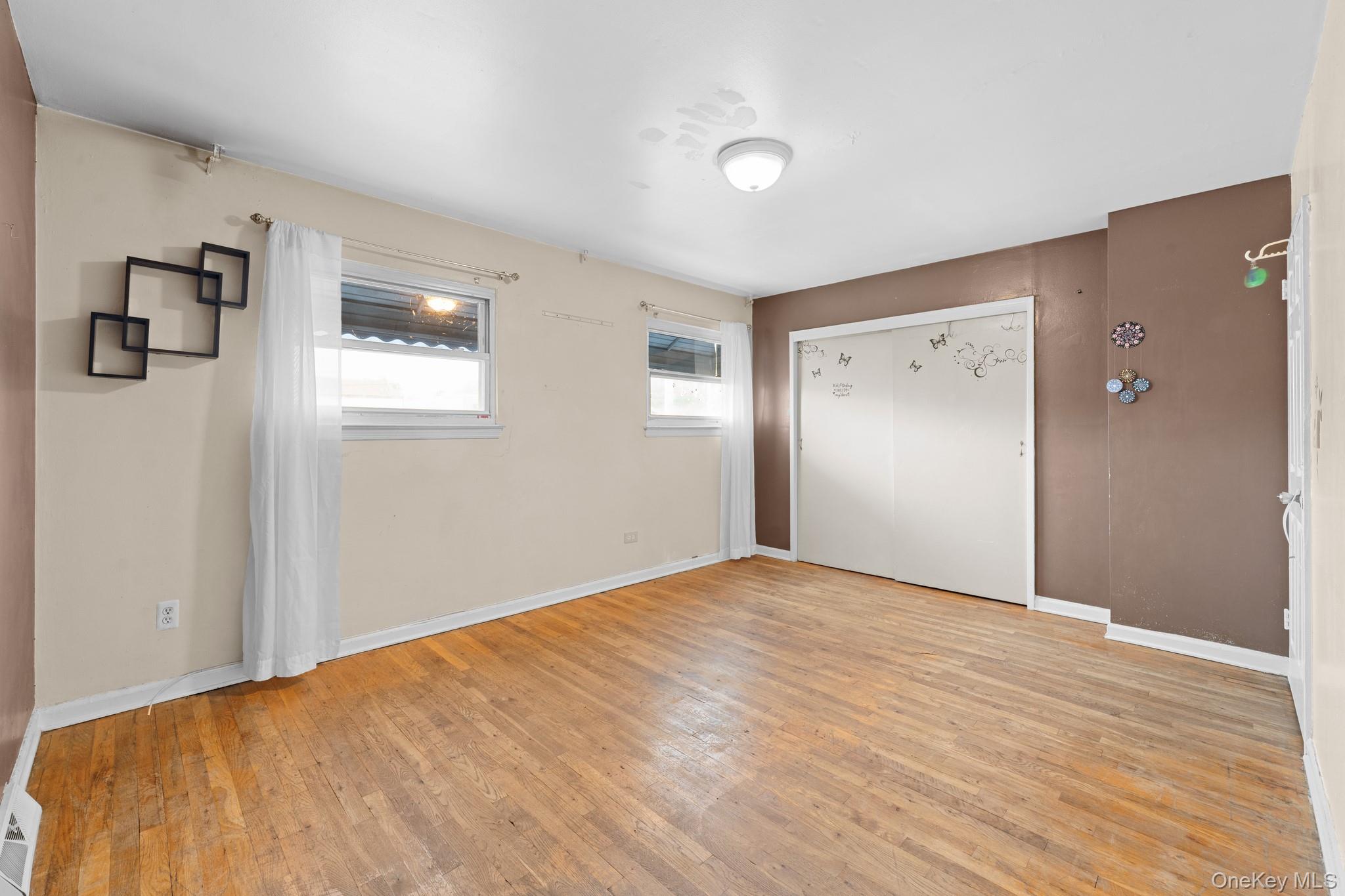 160 Stephens Avenue, Bronx, NY 10473