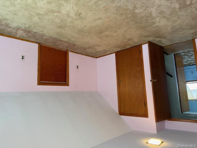 17 Club Lane, Levittown, NY 11756