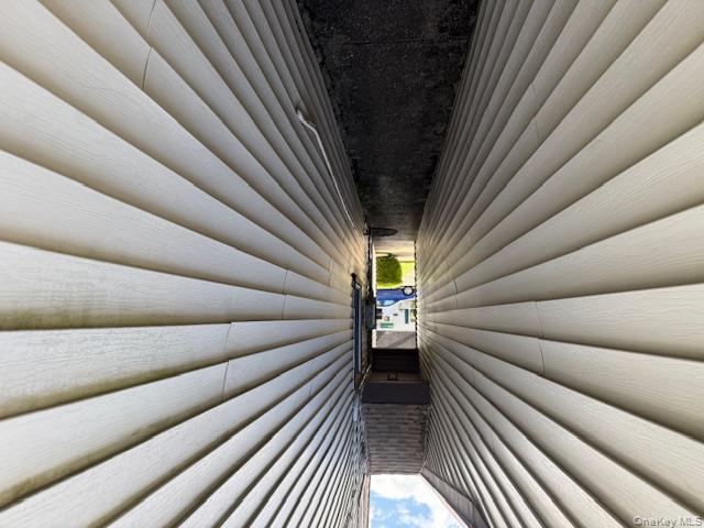 17 Club Lane, Levittown, NY 11756