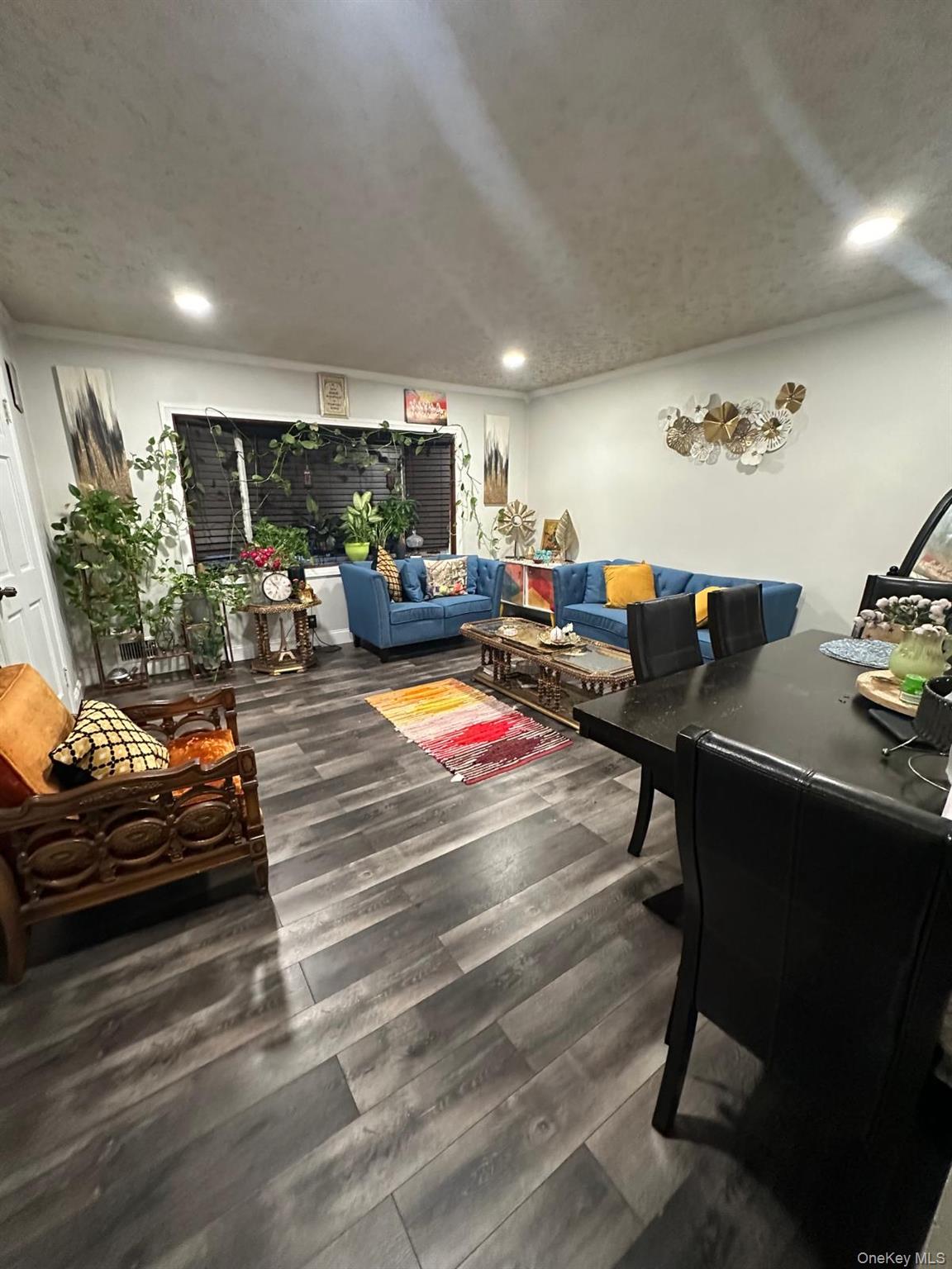 111 Central Avenue, New Hyde Park, NY 11040