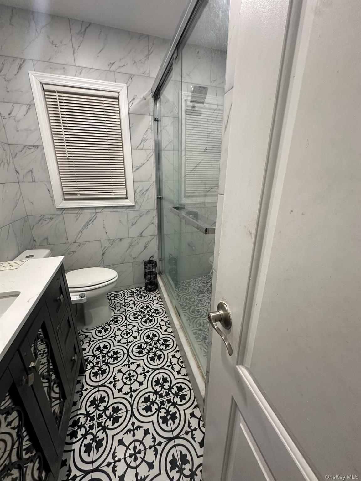 111 Central Avenue, New Hyde Park, NY 11040