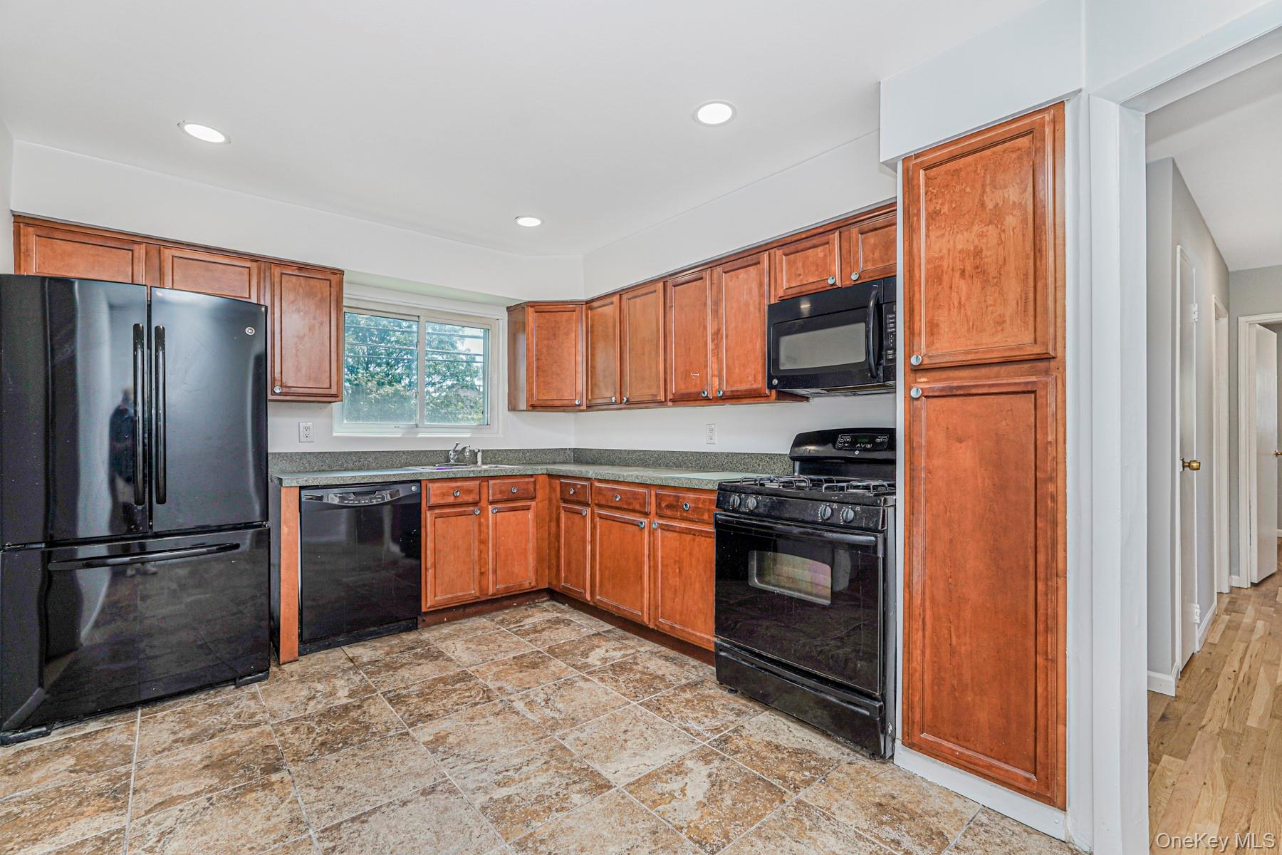 622 Barlow Avenue, Staten Island, NY 10312