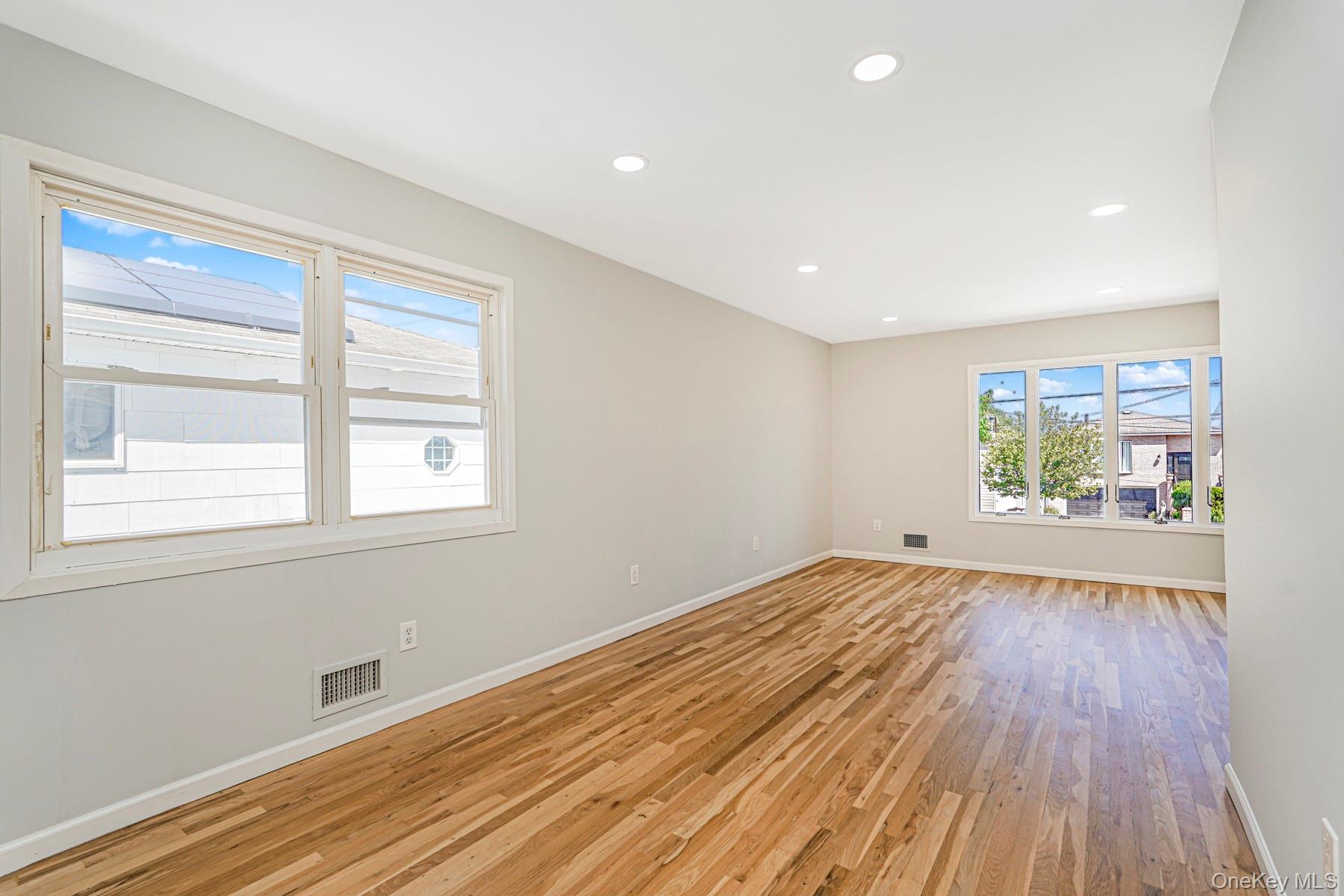 622 Barlow Avenue, Staten Island, NY 10312