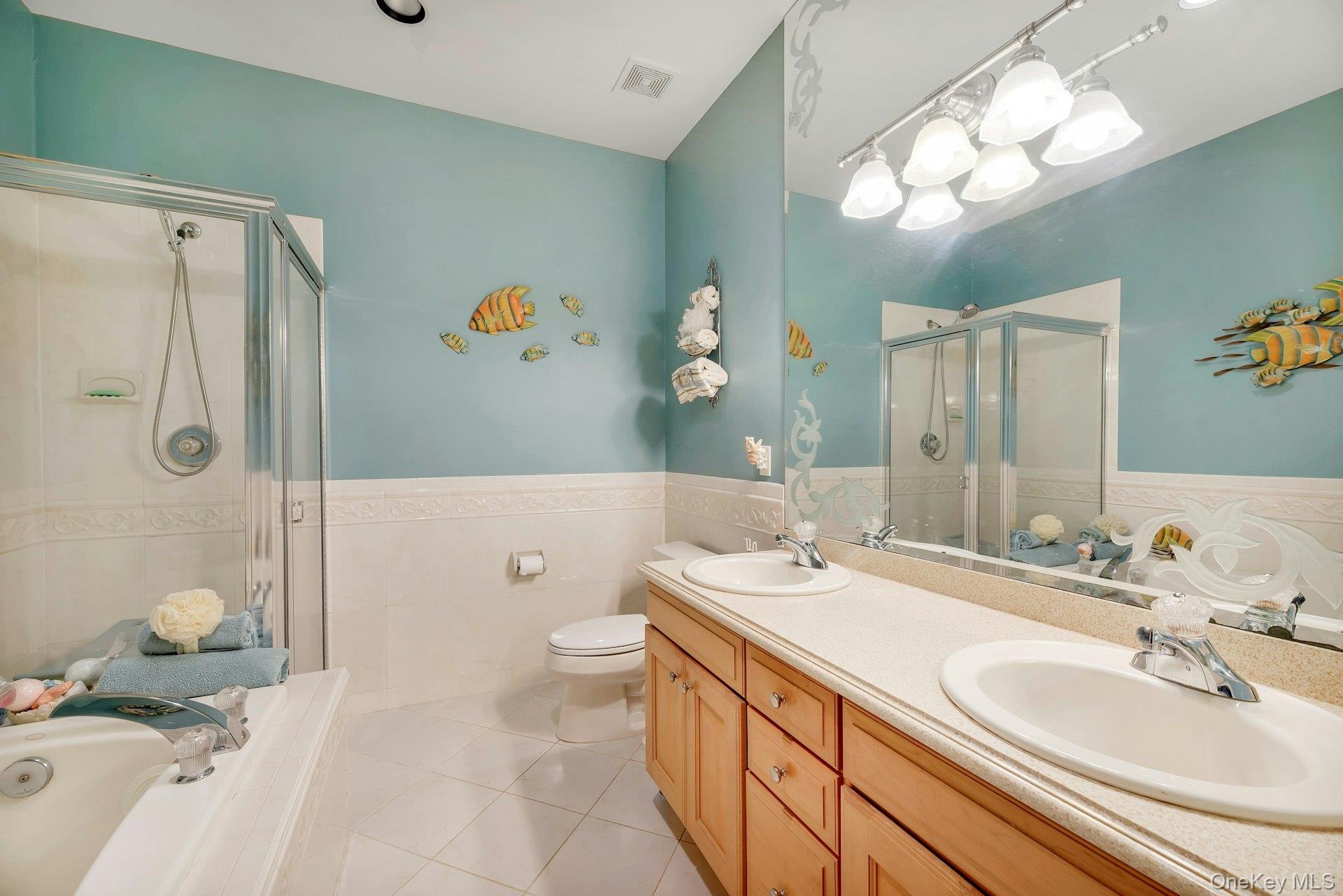 537 Highland Court, Moriches, NY 11955