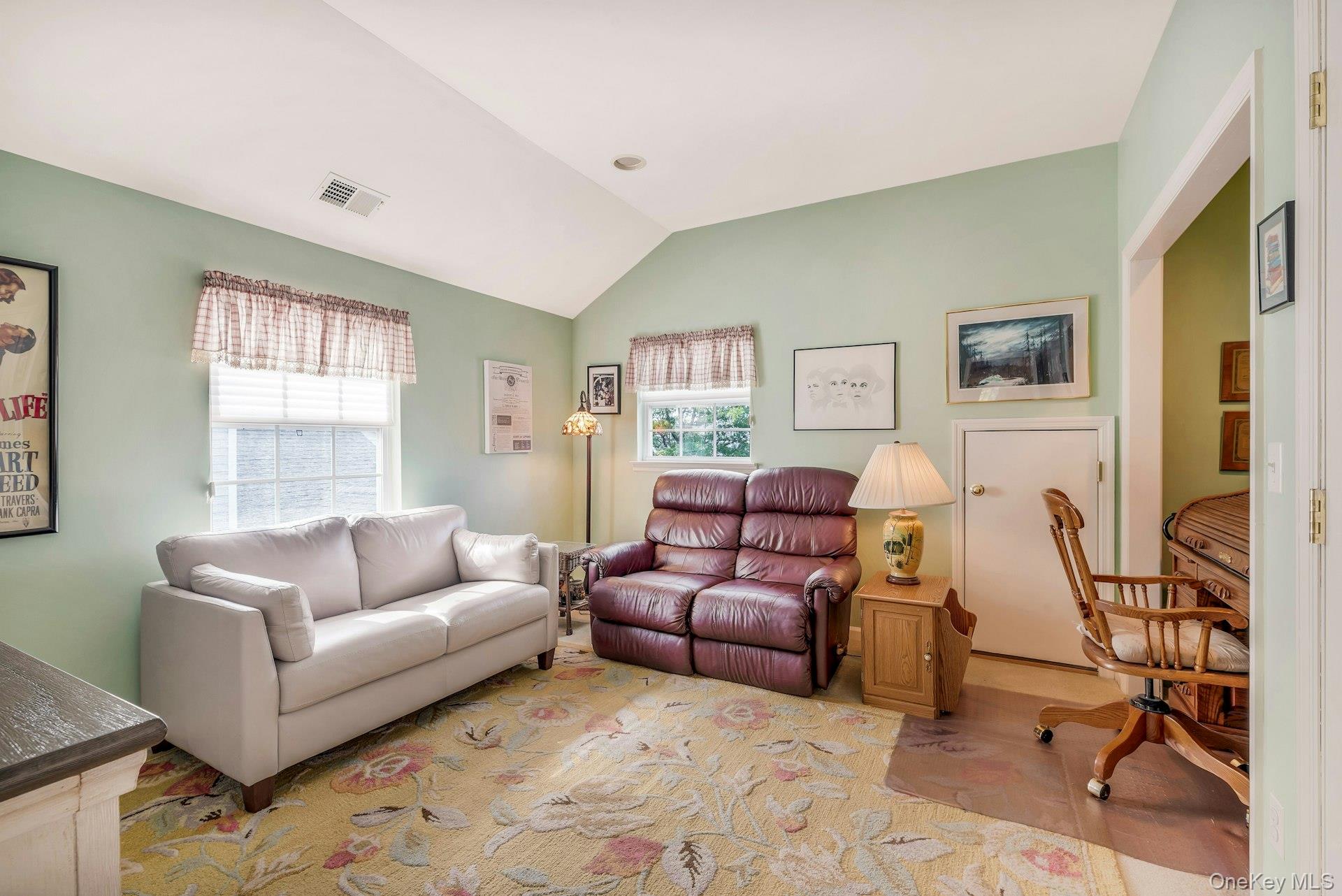 537 Highland Court, Moriches, NY 11955