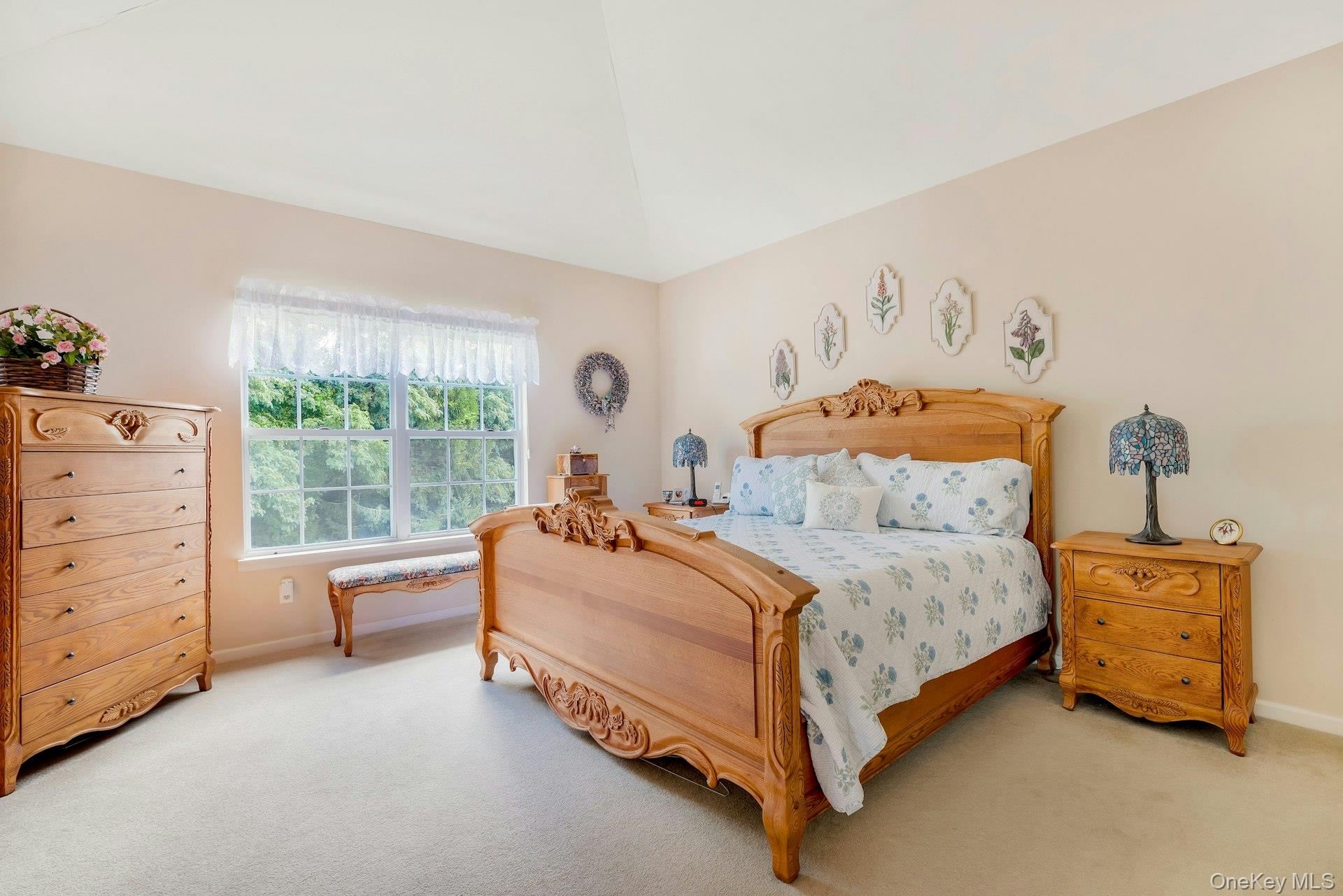 537 Highland Court, Moriches, NY 11955