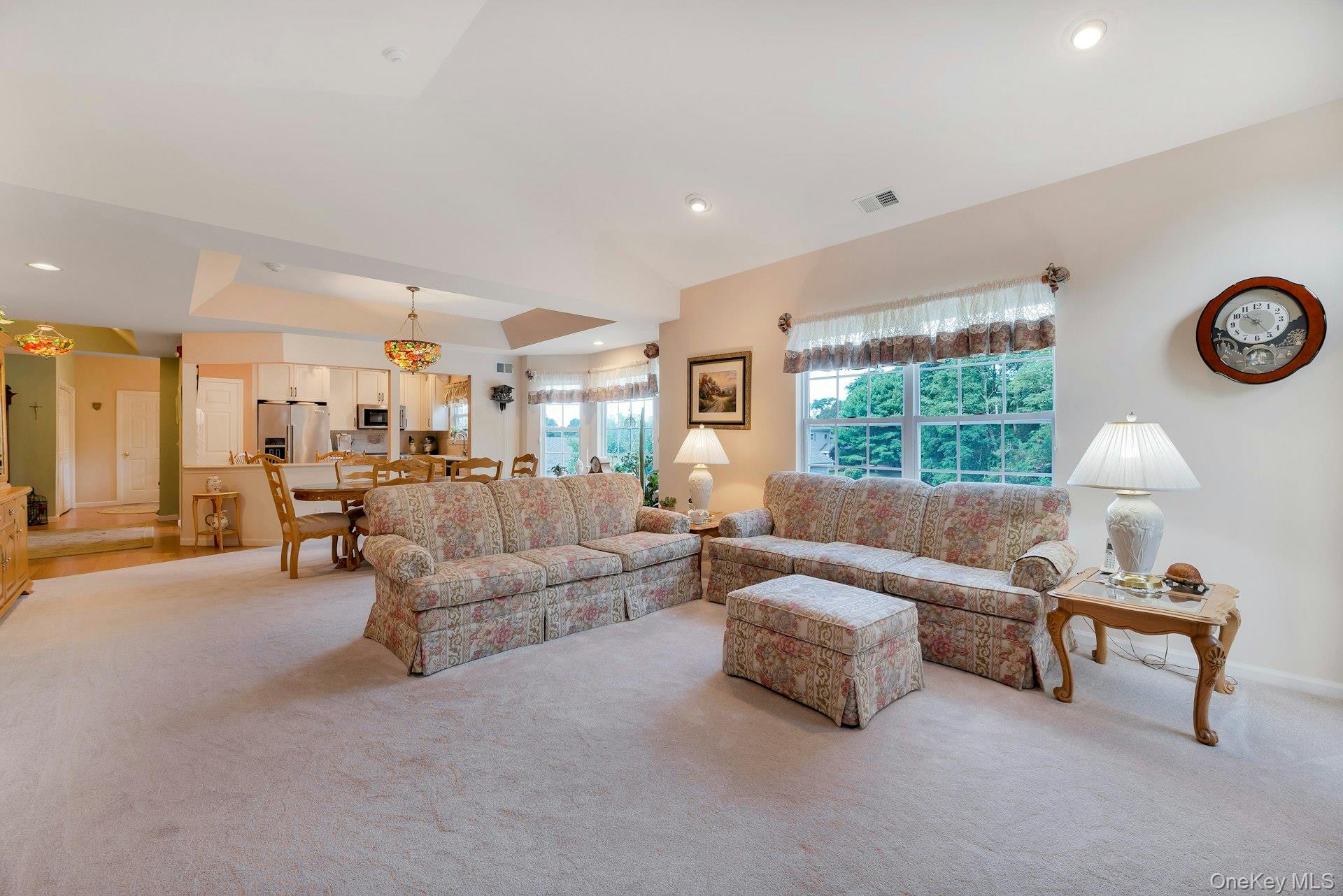 537 Highland Court, Moriches, NY 11955