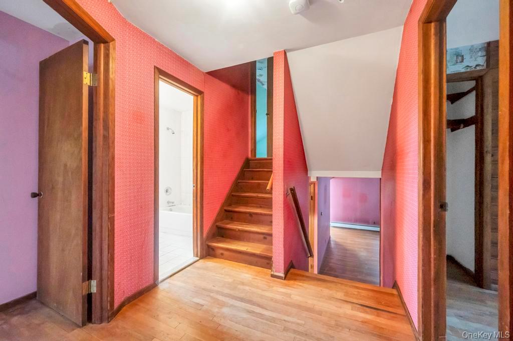 14 Woodvale Avenue, Kings Park, NY 11754