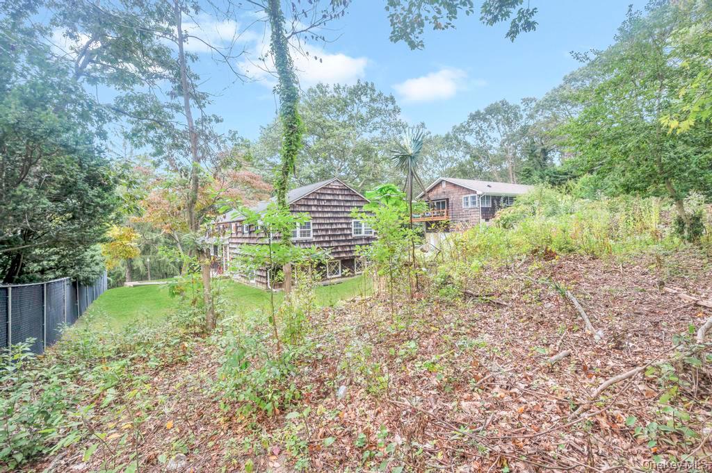 14 Woodvale Avenue, Kings Park, NY 11754