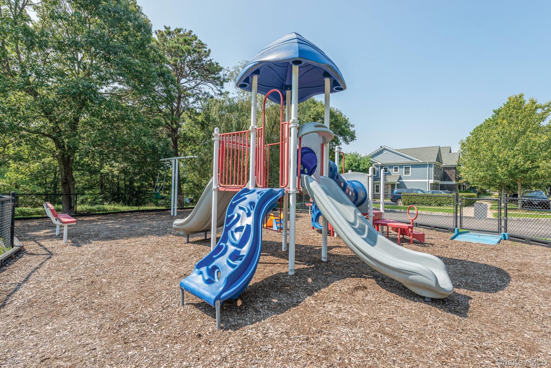 32 Andrew, Southampton, NY 11968